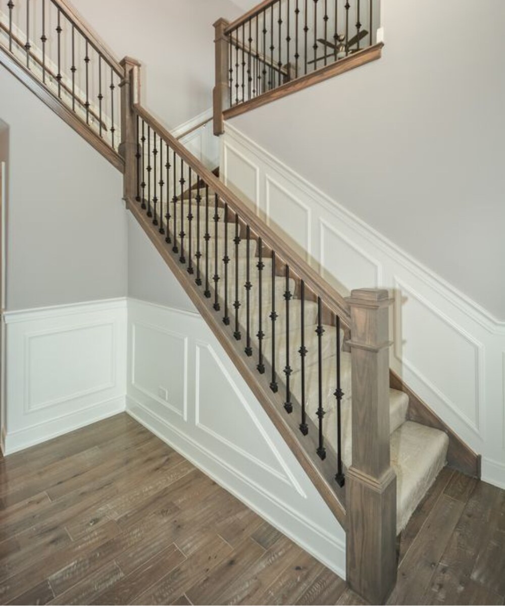 WM Coffman 800989 Interior-Stairpart-Balusters - View #2