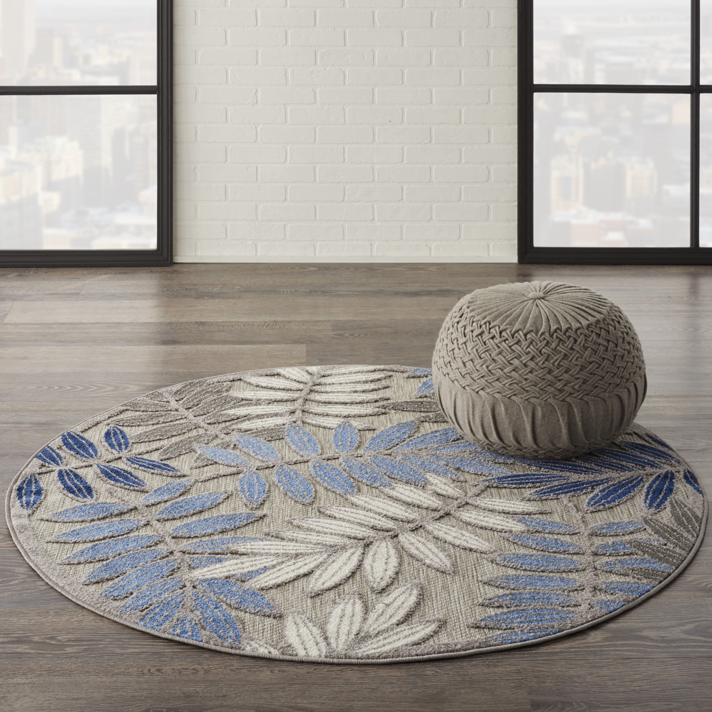 Nourison 99446761989 Aloha 4 x 4 (ft) Loomed Polypropylene Grey/blue Round Indoor/Outdoor Abstract Area rug