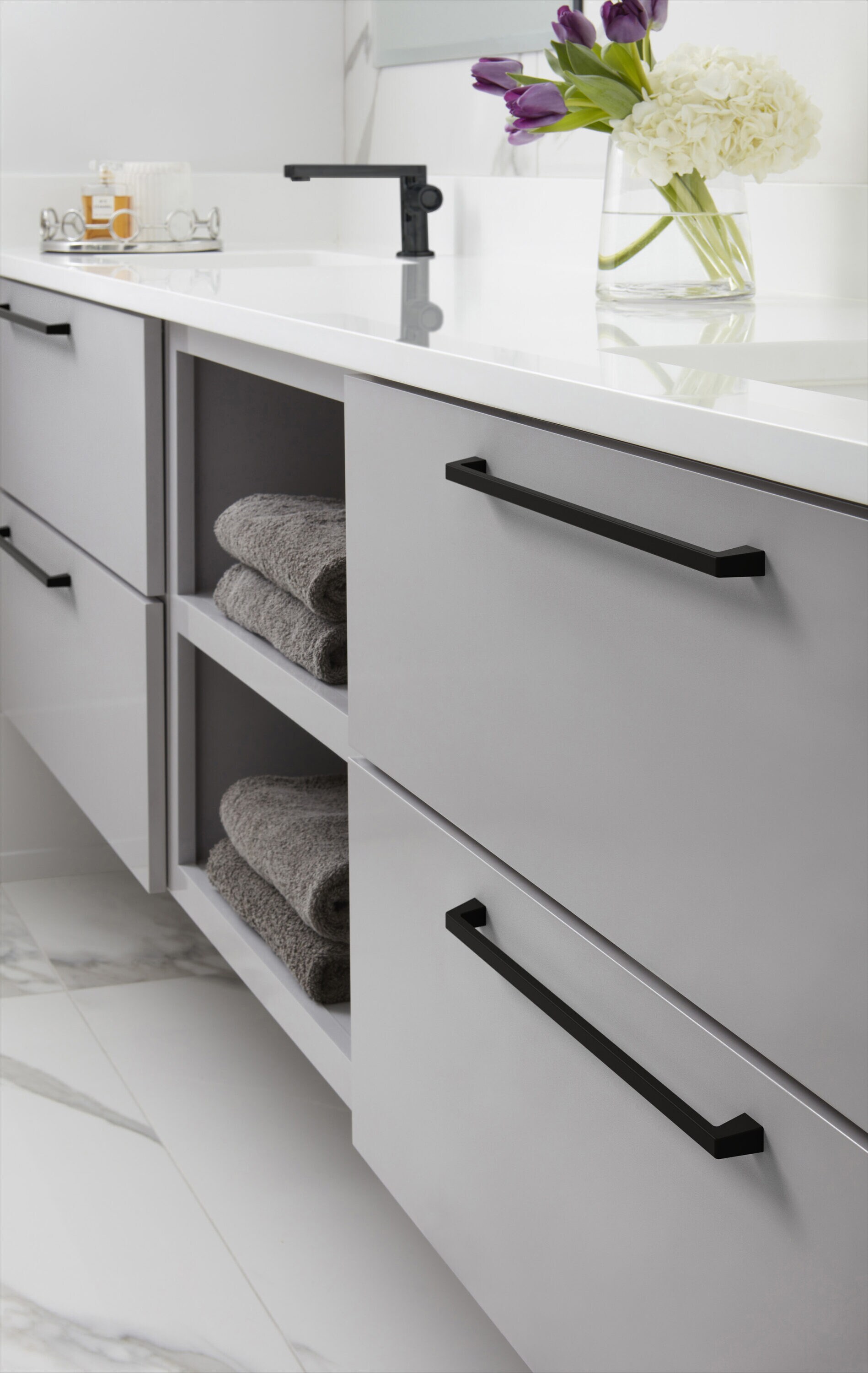 Modern Black Bronze Cabinet Drawer Pull with Mounting Hardware