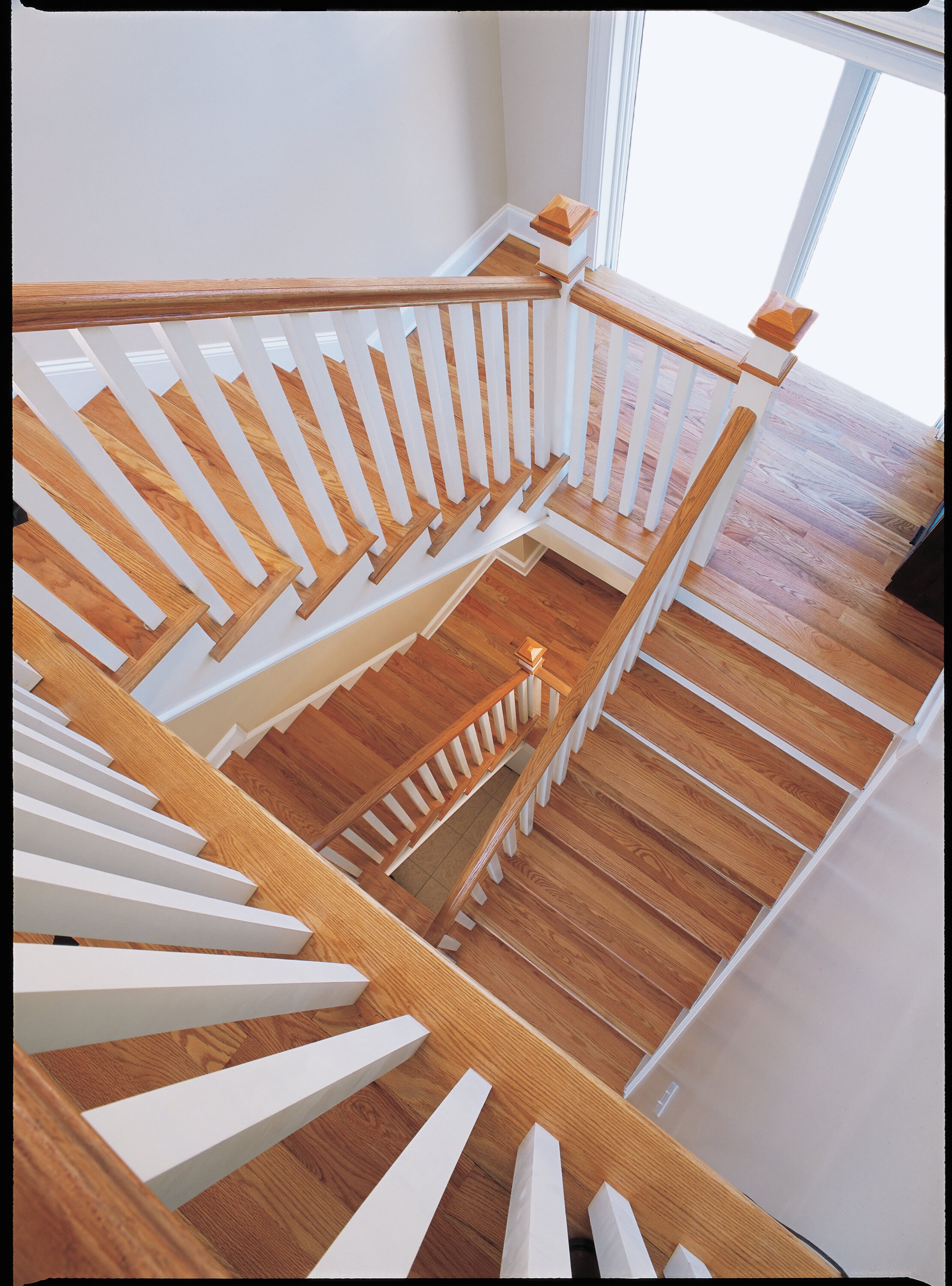 Crown Heritage BC459506042 Interior-Stairpart-Balusters - View #7