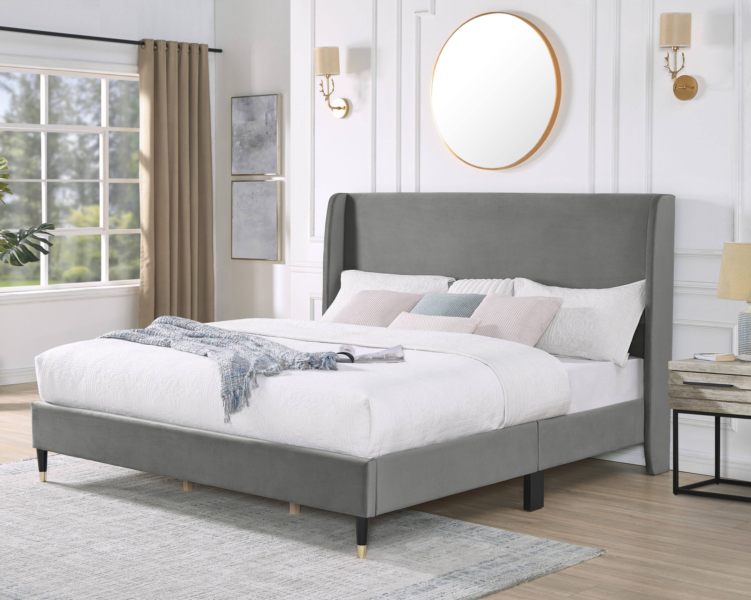 Huluwat Gray Velvet Wingback Platform Bed King Size with Black Gold ...