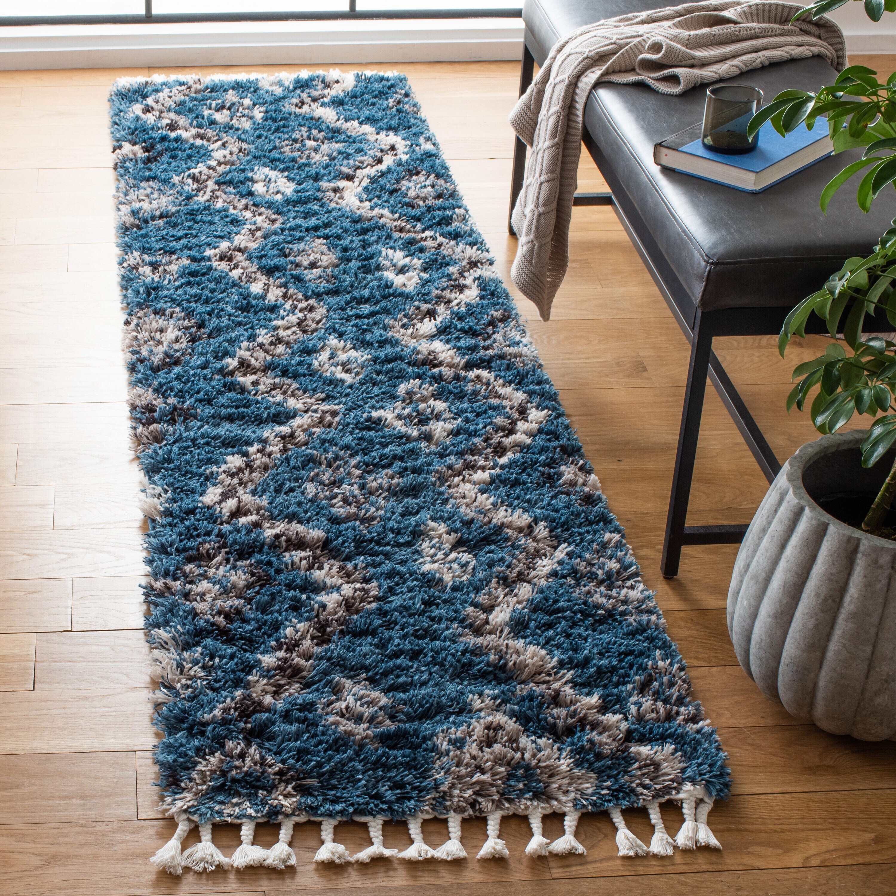 Safavieh MRC987M-28 rugs - View #2