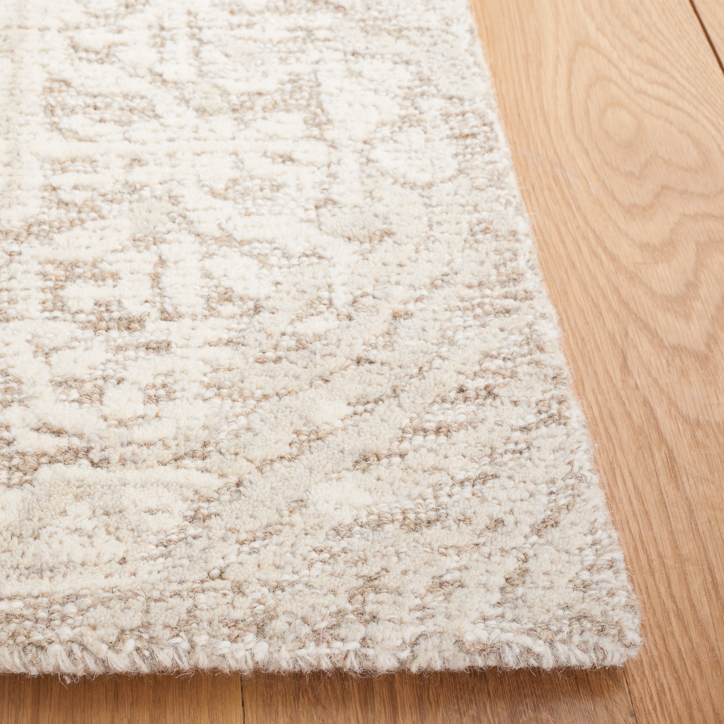 Safavieh MET905A-3 rugs - View #3