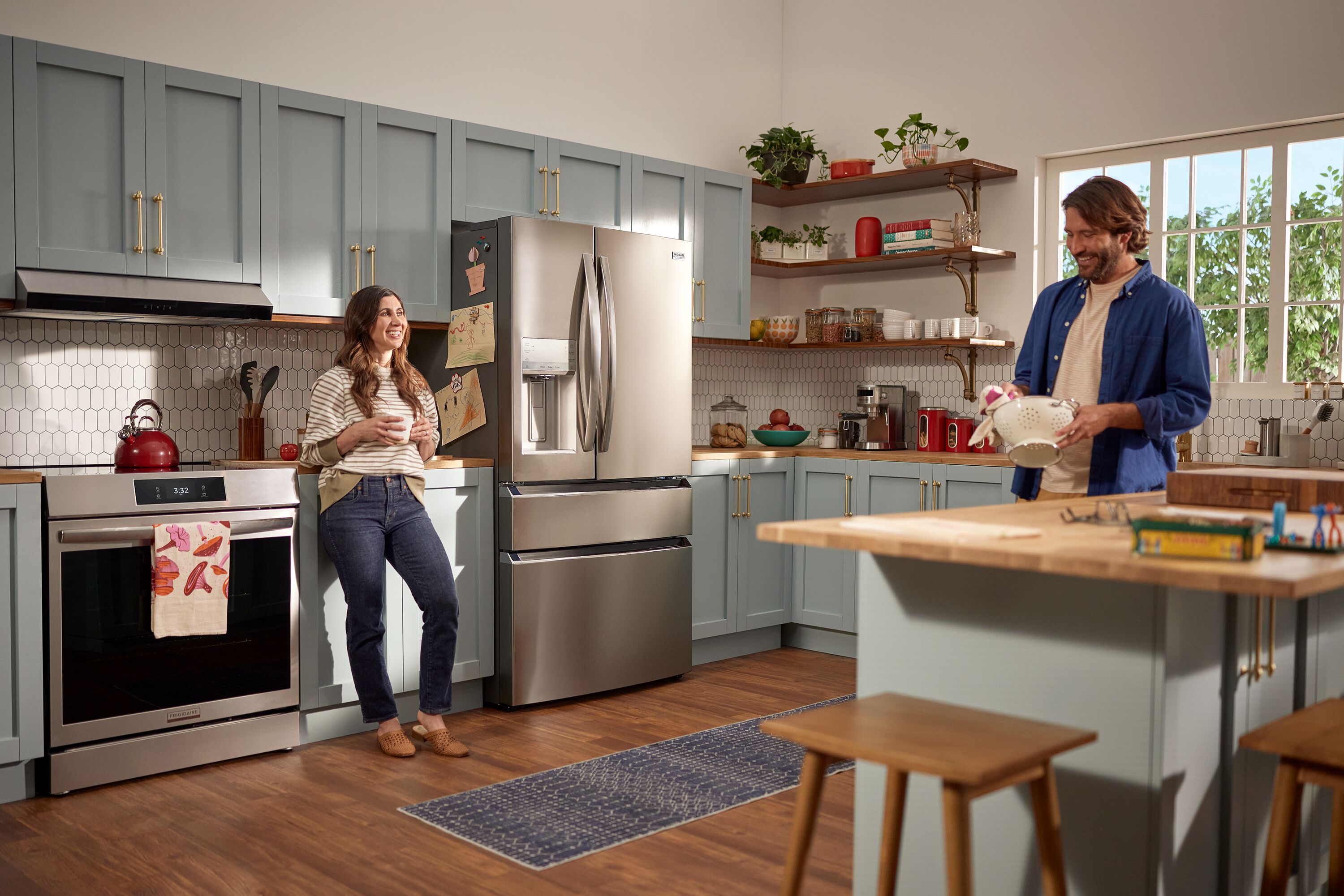 Frigidaire GRMC2273CF French-Door-Refrigerators - View #18