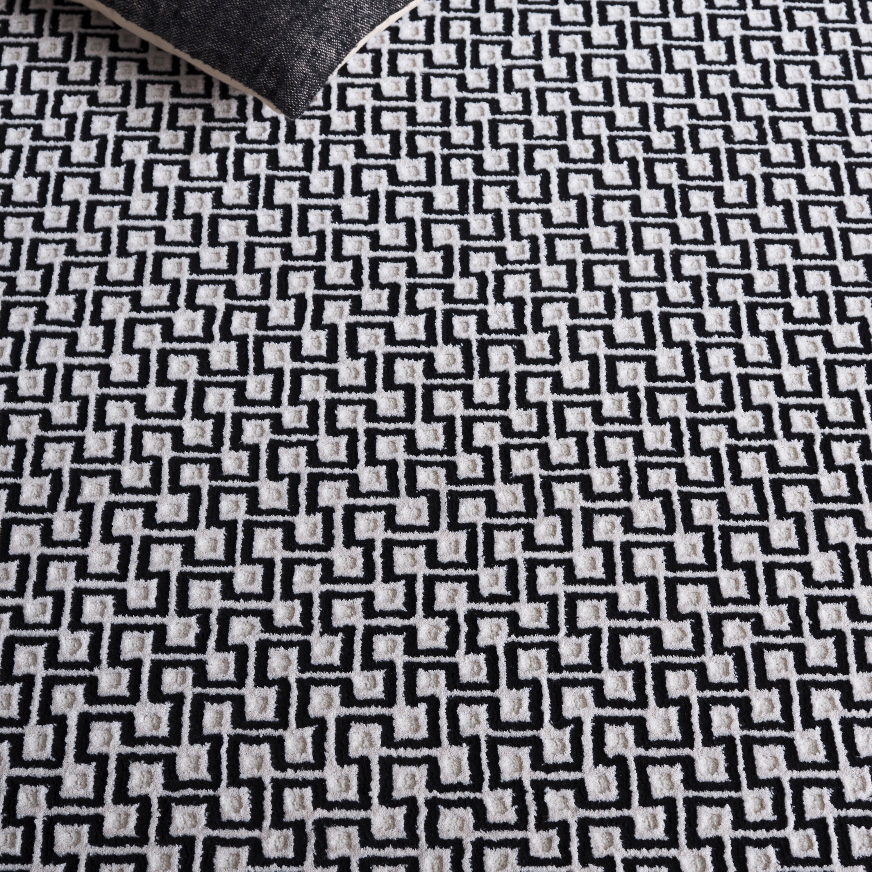 Safavieh SLA708A-5 rugs - View #5