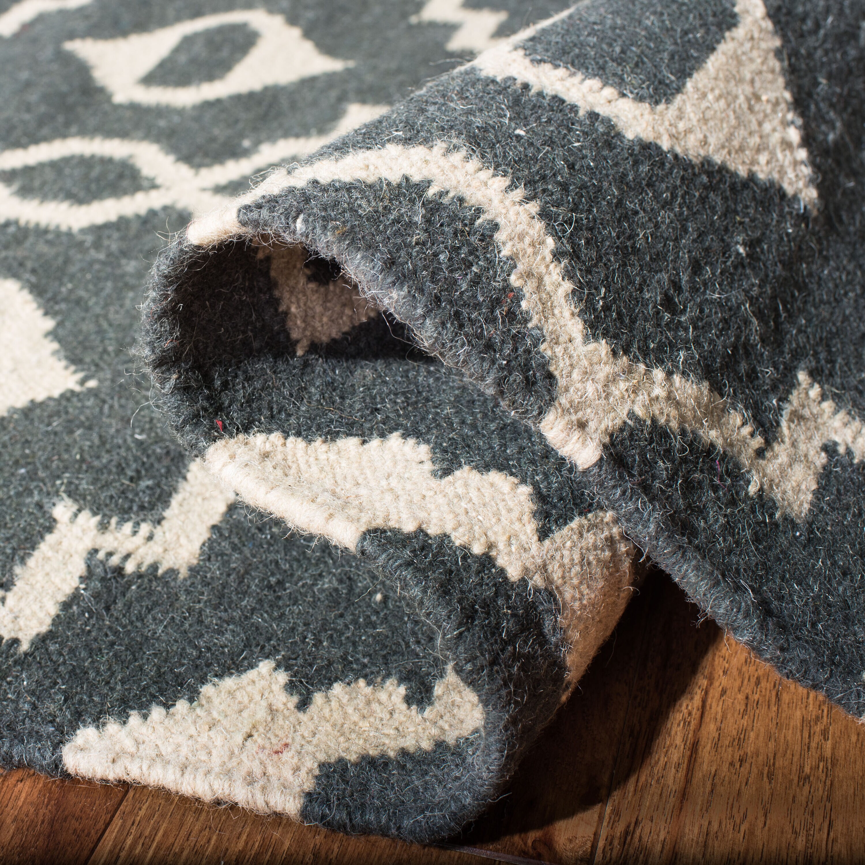Safavieh DHU205C-5 rugs - View #5