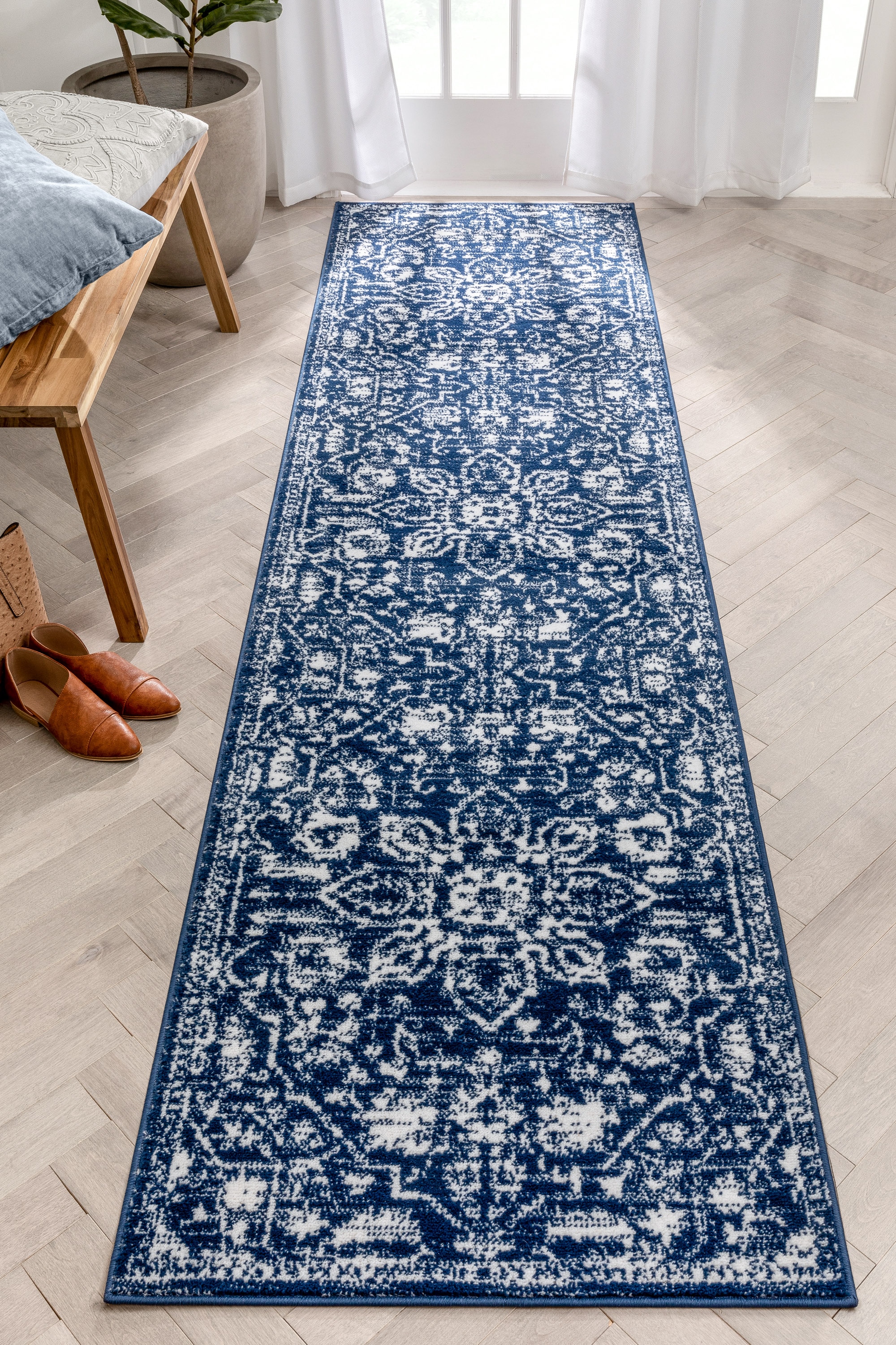 Well Woven DZ-04-2L Dazzle 2 x 9 (ft) Loomed Polypropylene Dark Blue Rectangular Indoor Floral/Botanical Vintage Runner rug
