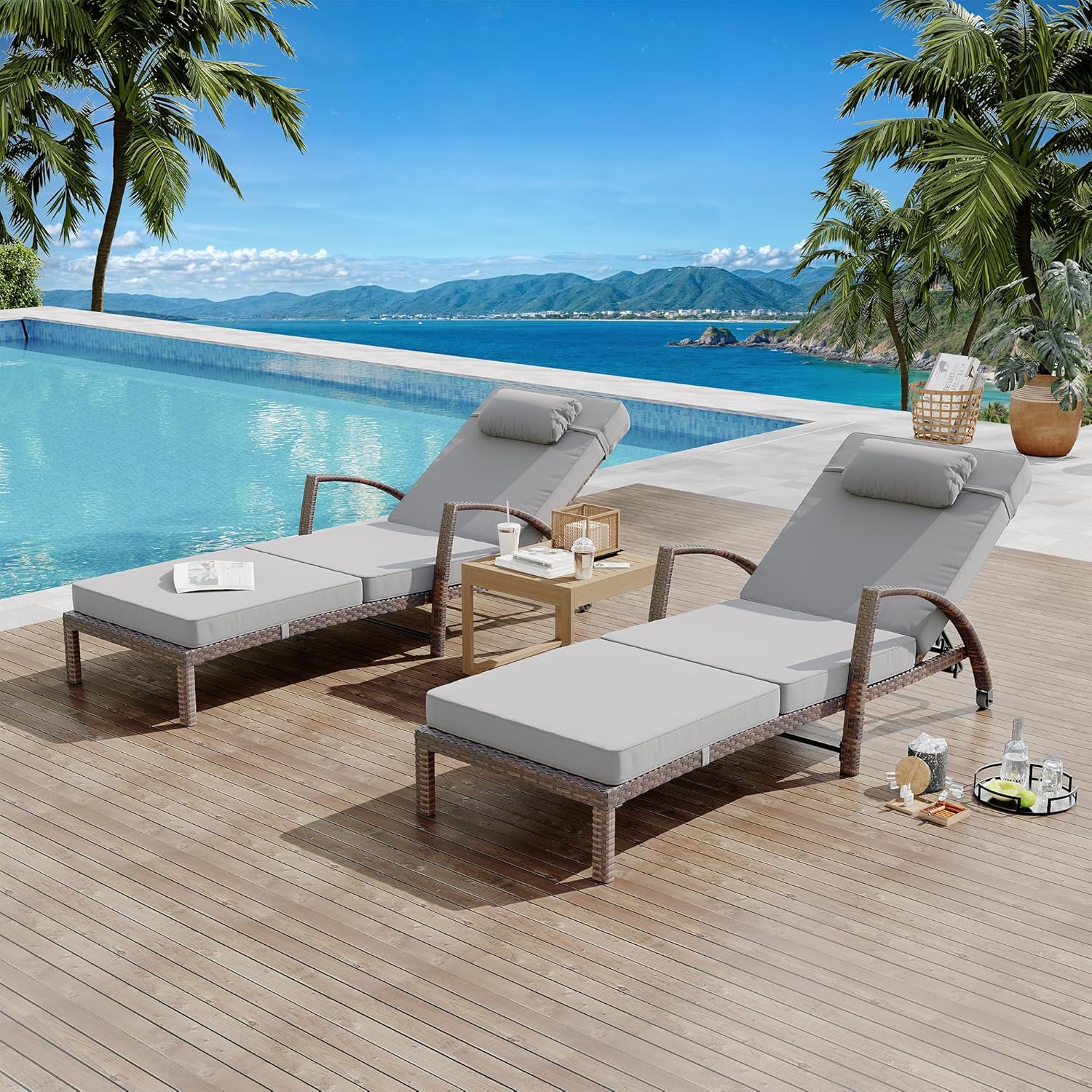 Qeetex LHF-DYQ-PPG-339D4PFX Outdoor Chaise Lounge Chairs Set of 2 Patio Rattan Reclining Chair with 5-Position Adjustable Backrest All-Weather Pool Sunbathing Recliners with Rolling Wheels for Outside - Brown and Grey