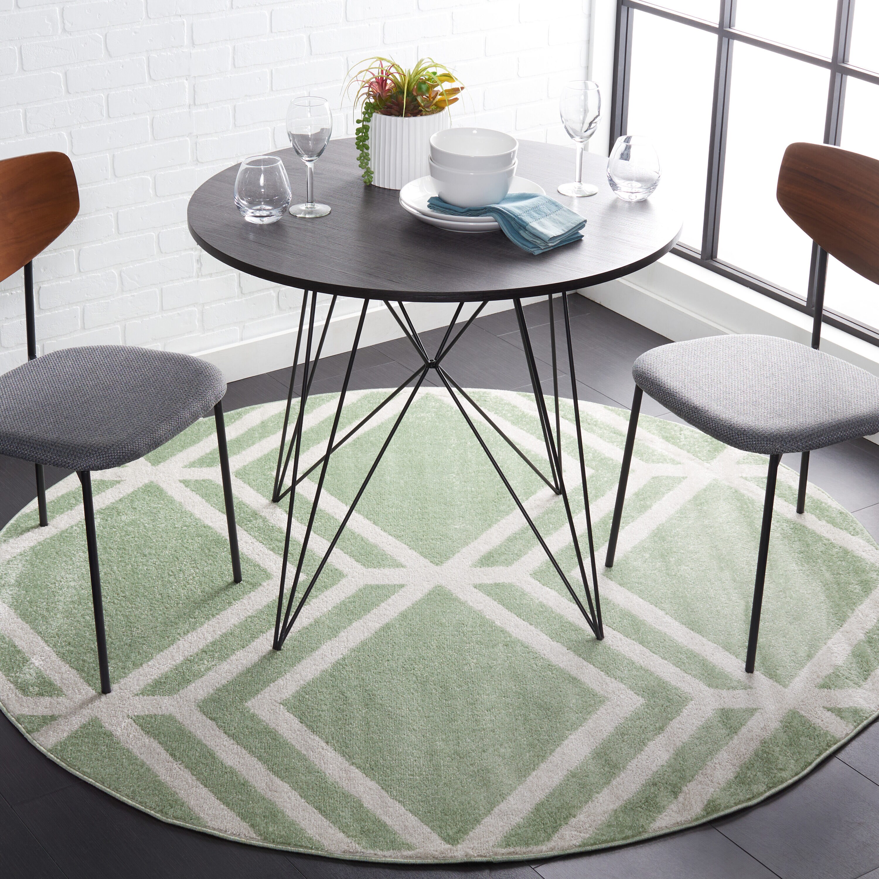 Adirondack  253W Sage/Ivory 6ft x 6ft Round Rug