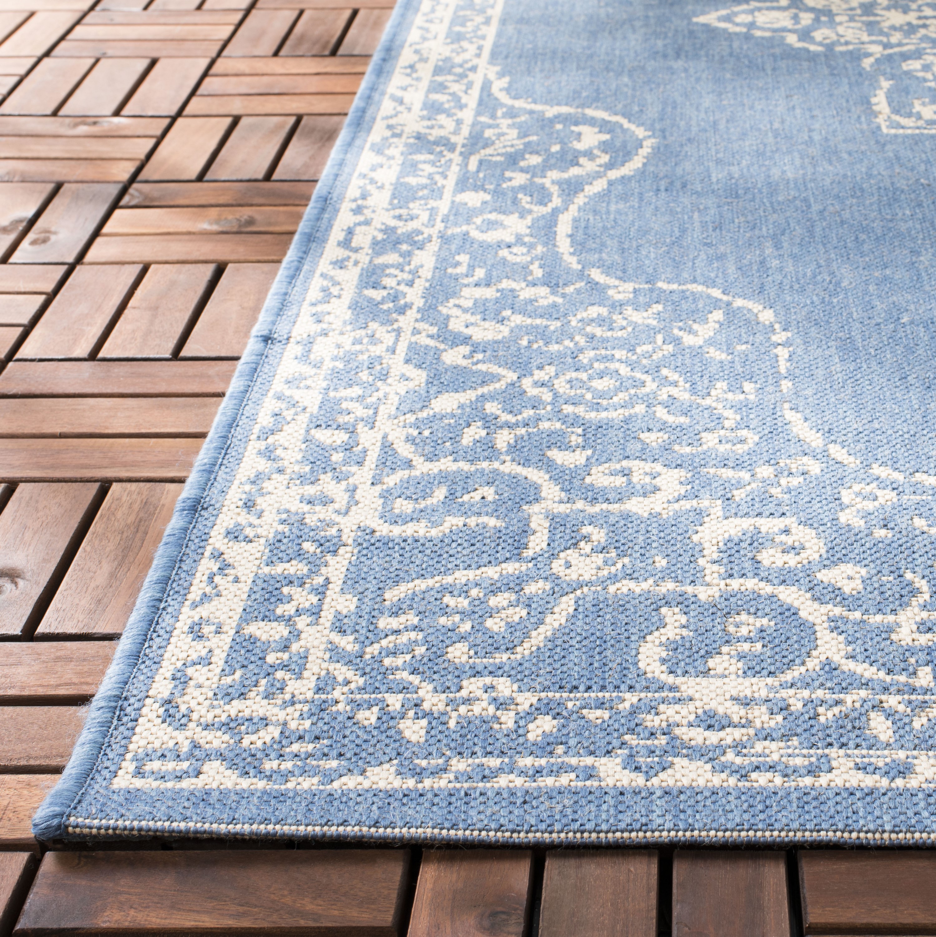 Safavieh BHS180N-4 rugs - View #3