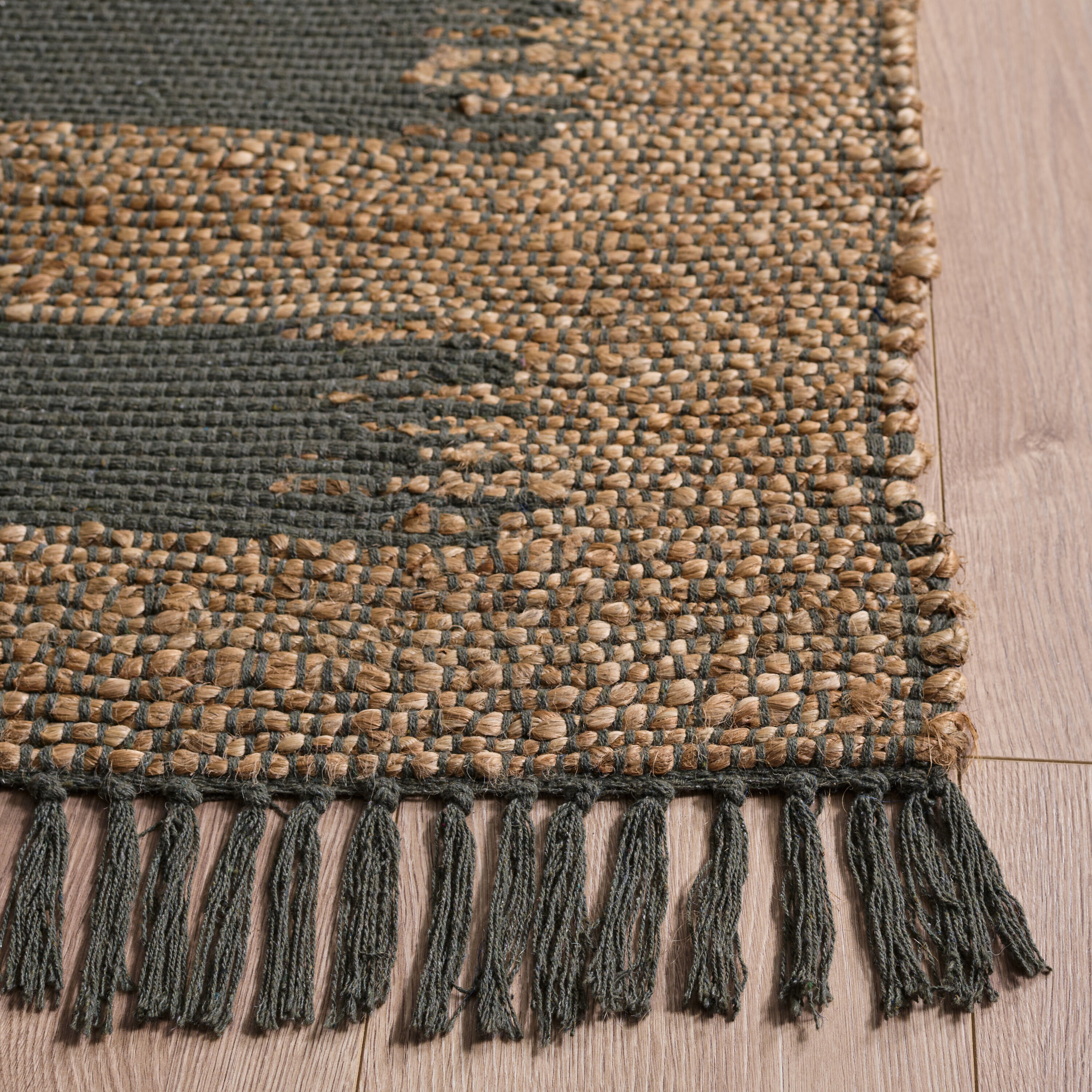 Safavieh NF124Y-5 rugs - View #3