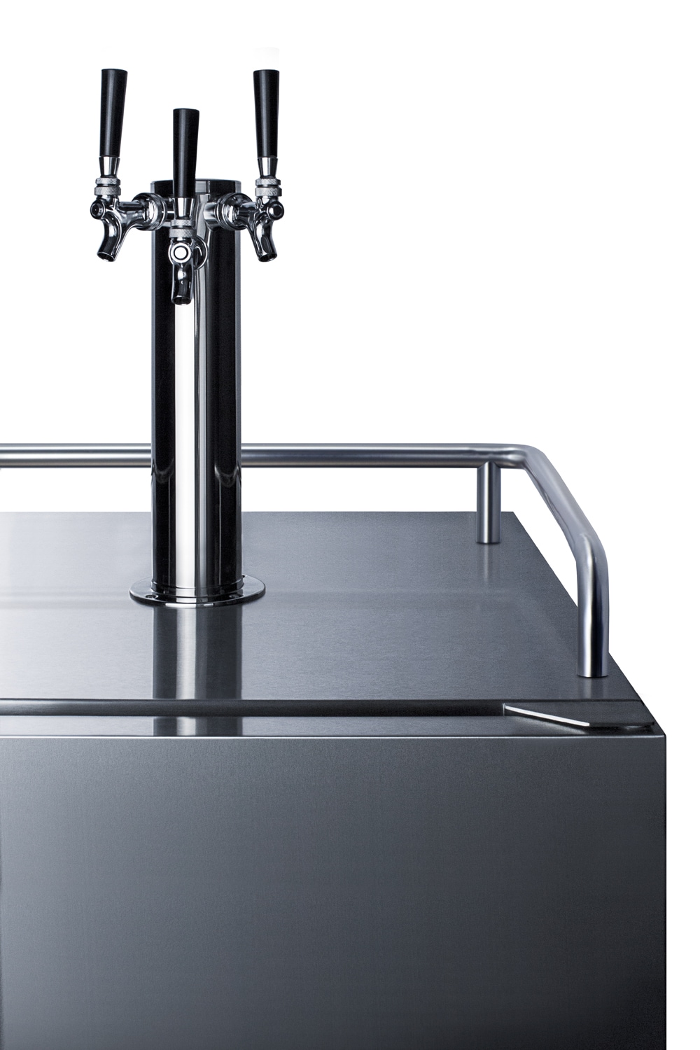 Summit Appliance SBC683OSTRIPLE kegerators - View #6