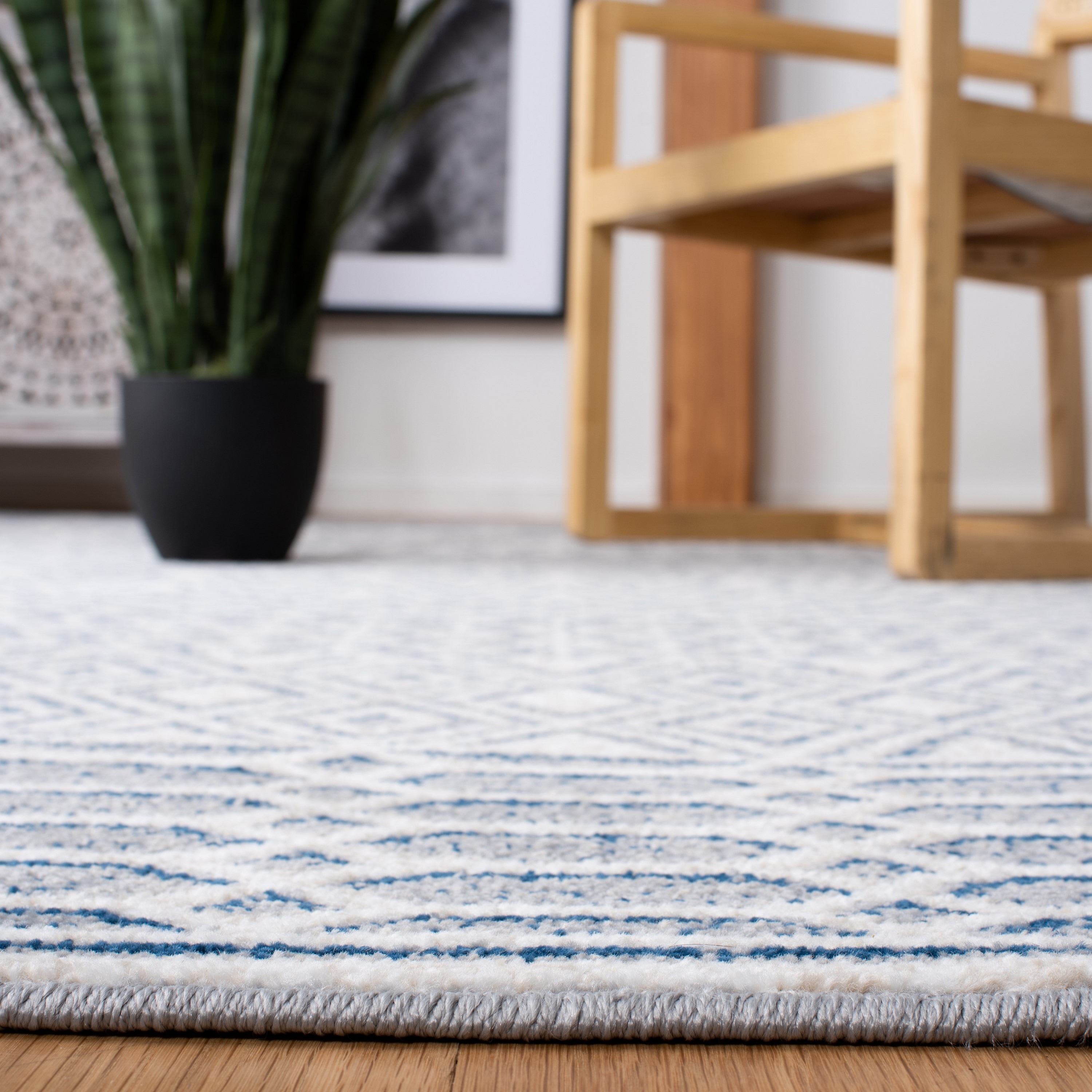 Safavieh BMT132B-4 rugs - View #4