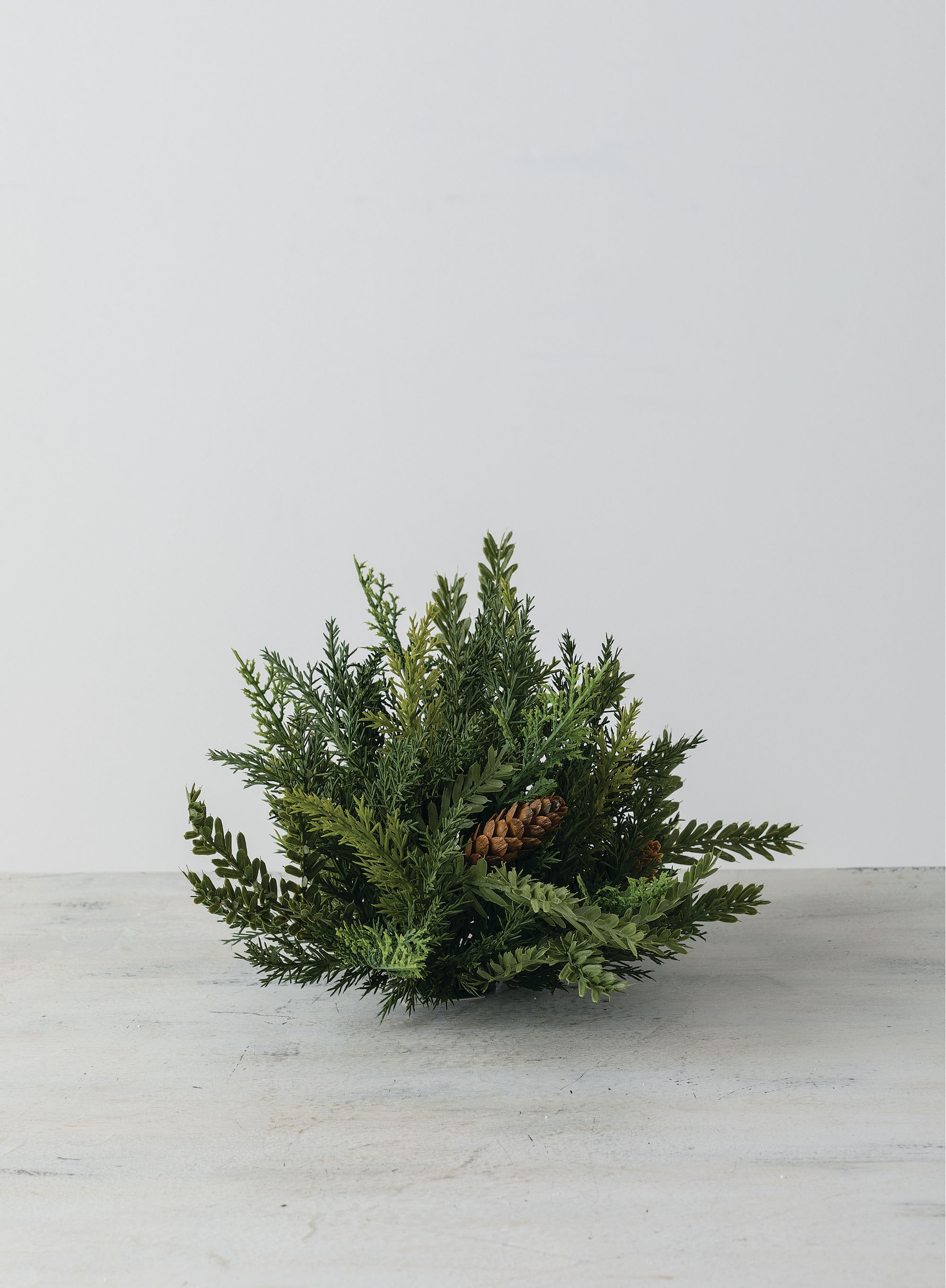 Sullivans ORB116 Reindeer Games 7-in Greenery Ball Greenery Ball Figurine