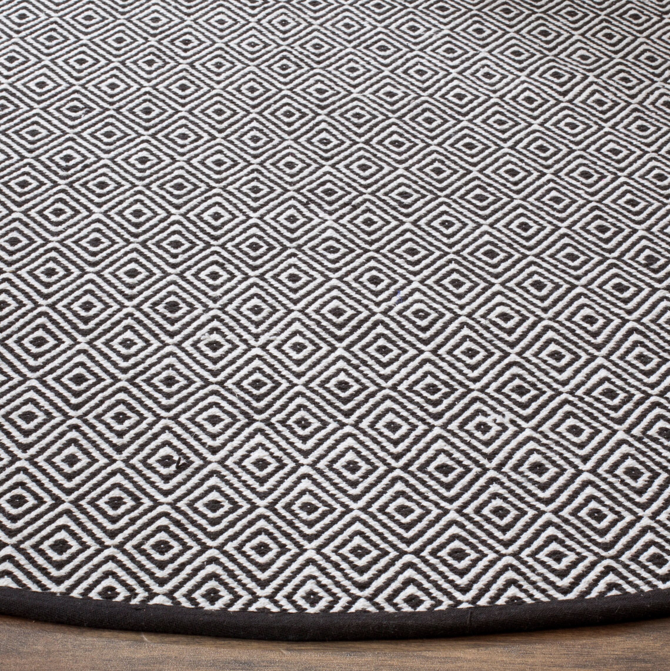 Safavieh Cotton Ivory/Navy Round Indoor Geometric Coastal Spot Clean ...
