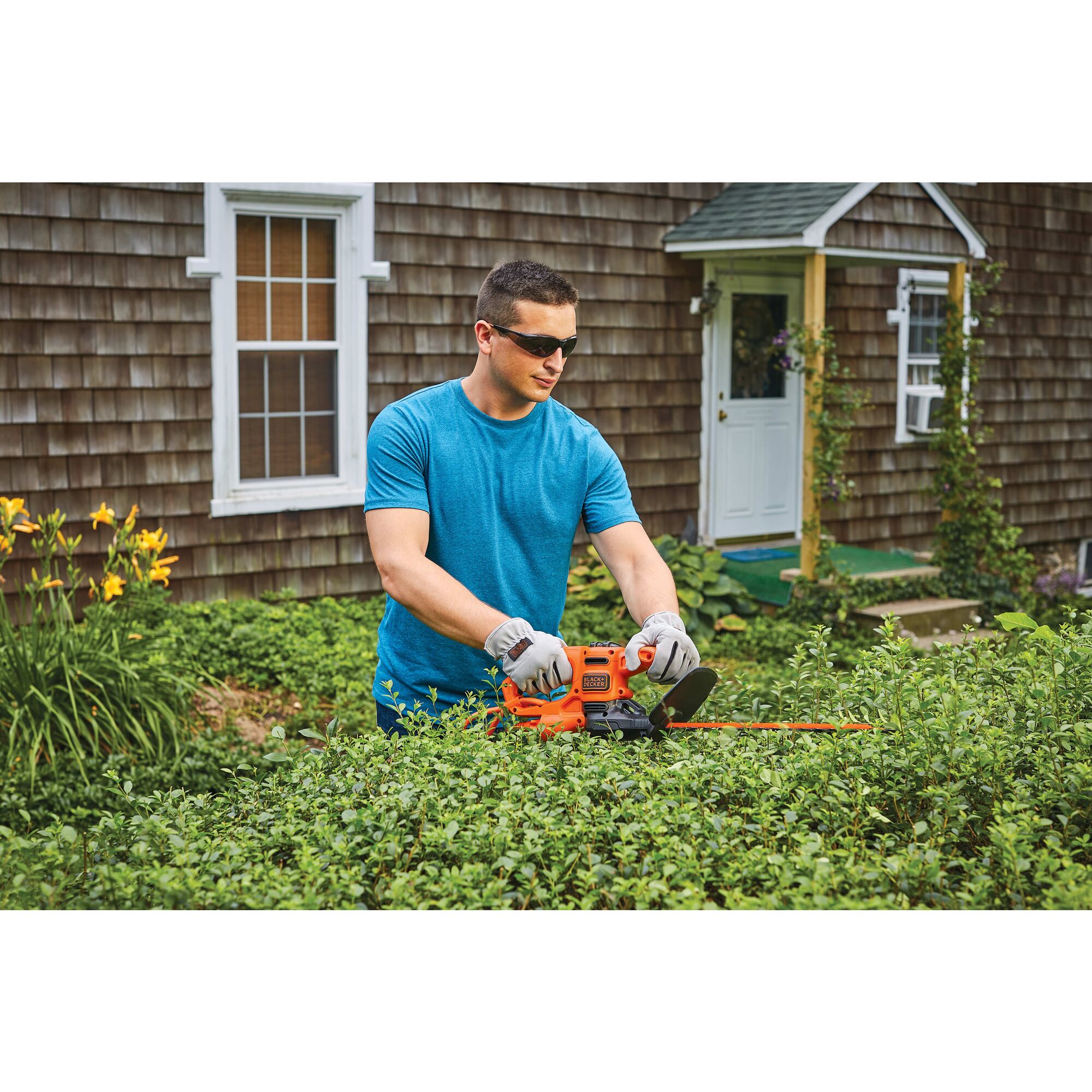BLACK+DECKER BEHT150 Cordless-Hedge-Trimmers - View #9