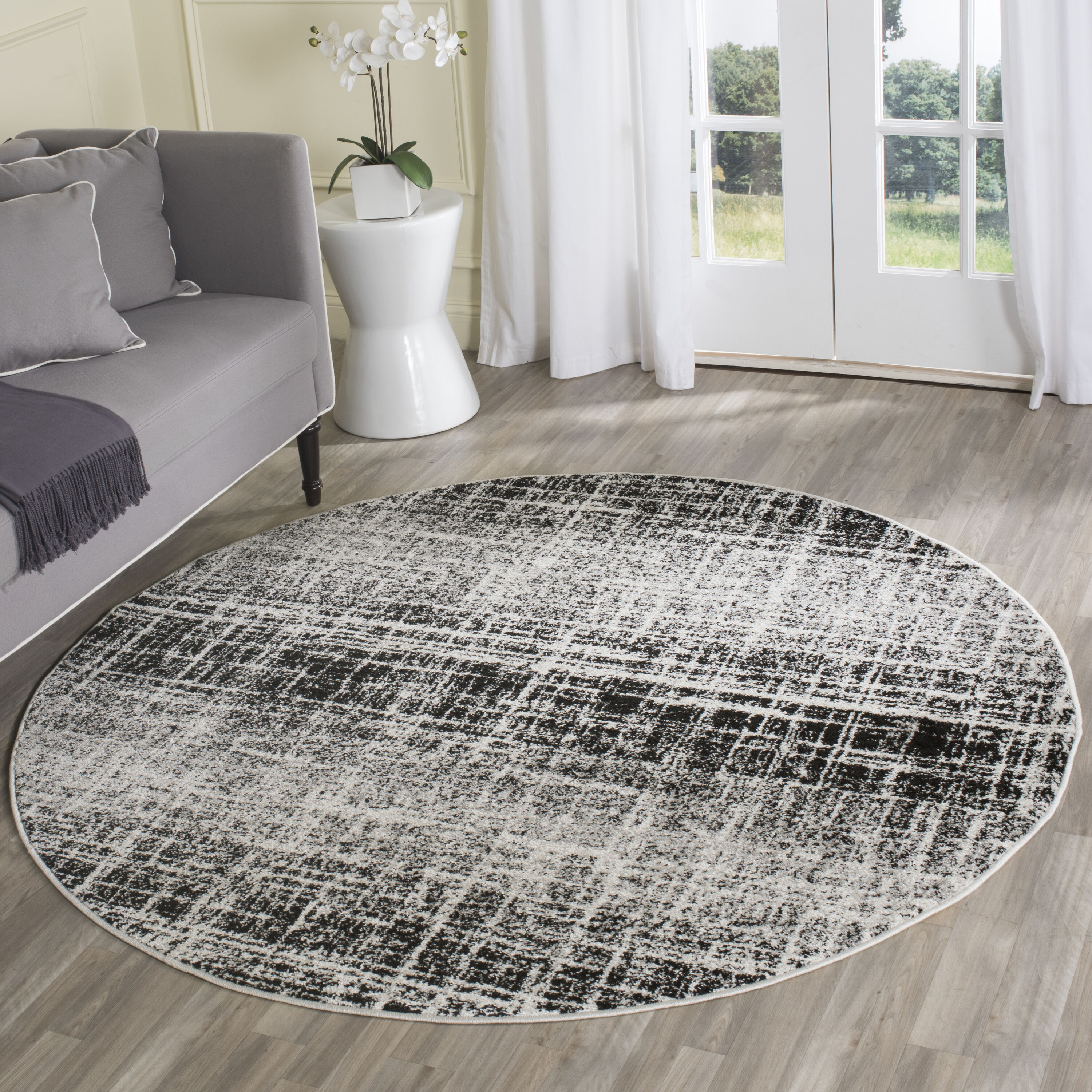Safavieh ADR116B-6R Adirondack Lannet 6 x 6 (ft) Loomed Polypropylene Ivory/Black Round Indoor Abstract Industrial Area rug