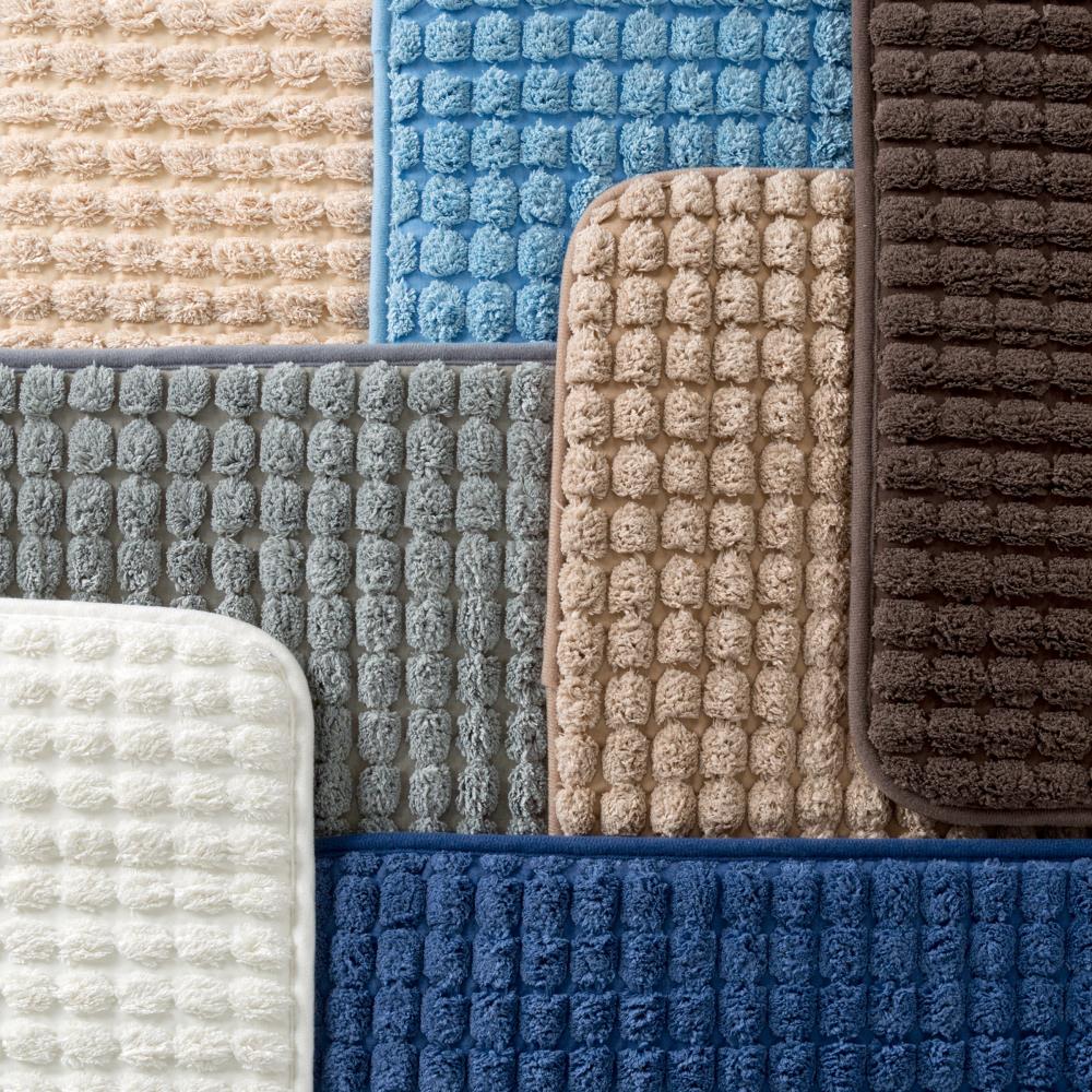 Hastings Home Bathroom Mats 31.5-in x 20.5-in Ivory Rubber Memory Foam Bath  Mat in the Bathroom Rugs & Mats department at