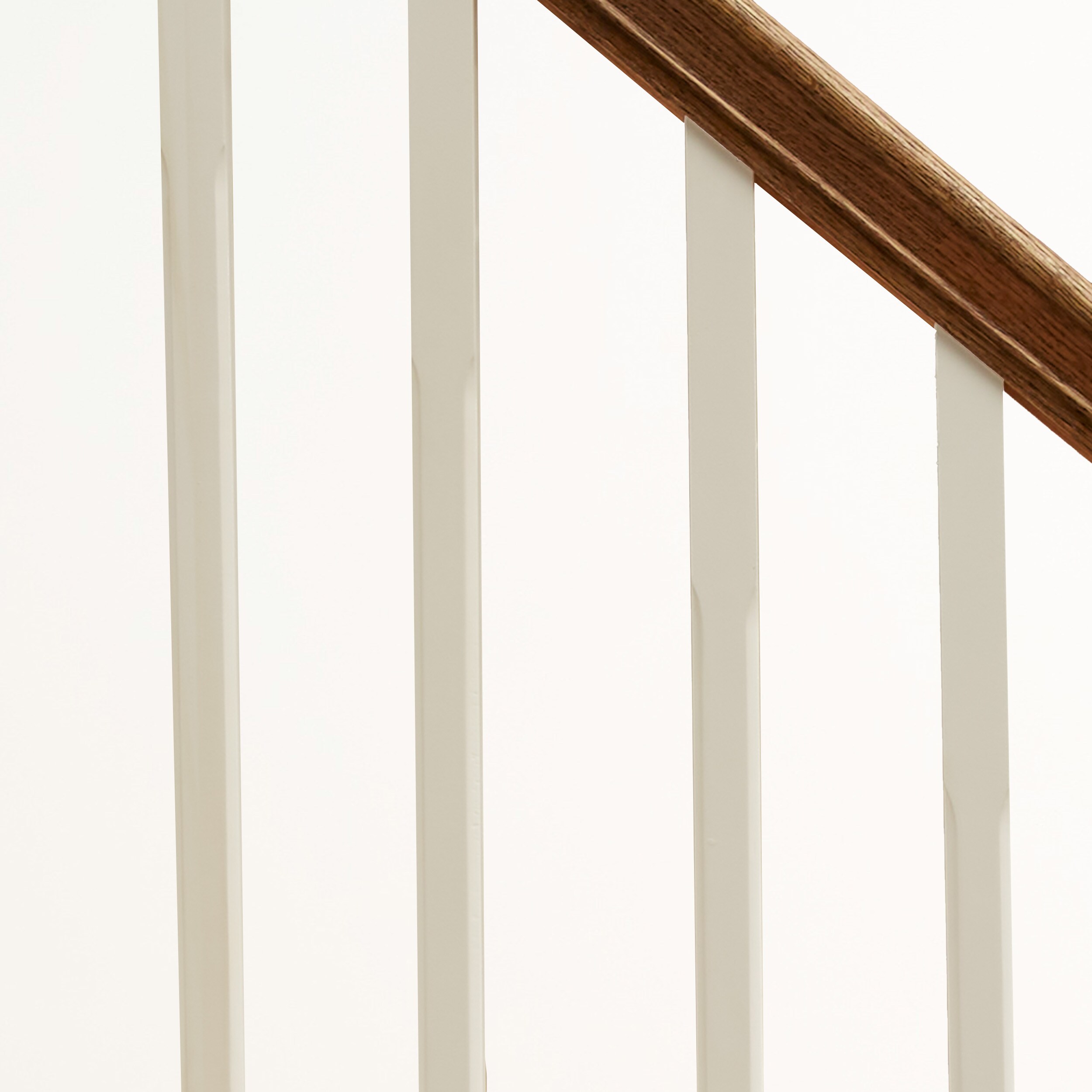 RELIABILT WG100CE36PRM Interior-Stairpart-Balusters - View #3