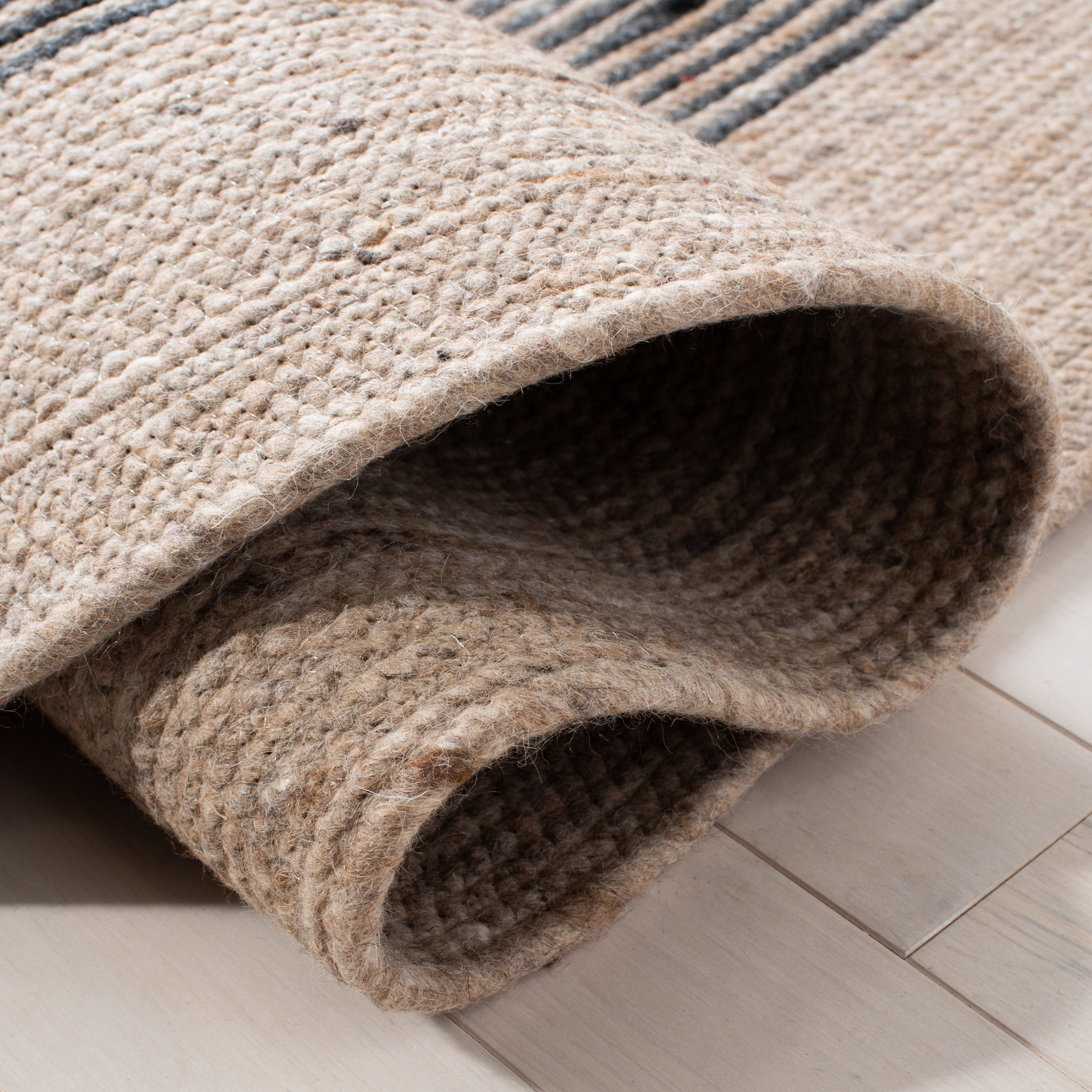 Safavieh BRD904B-6OV rugs - View #4