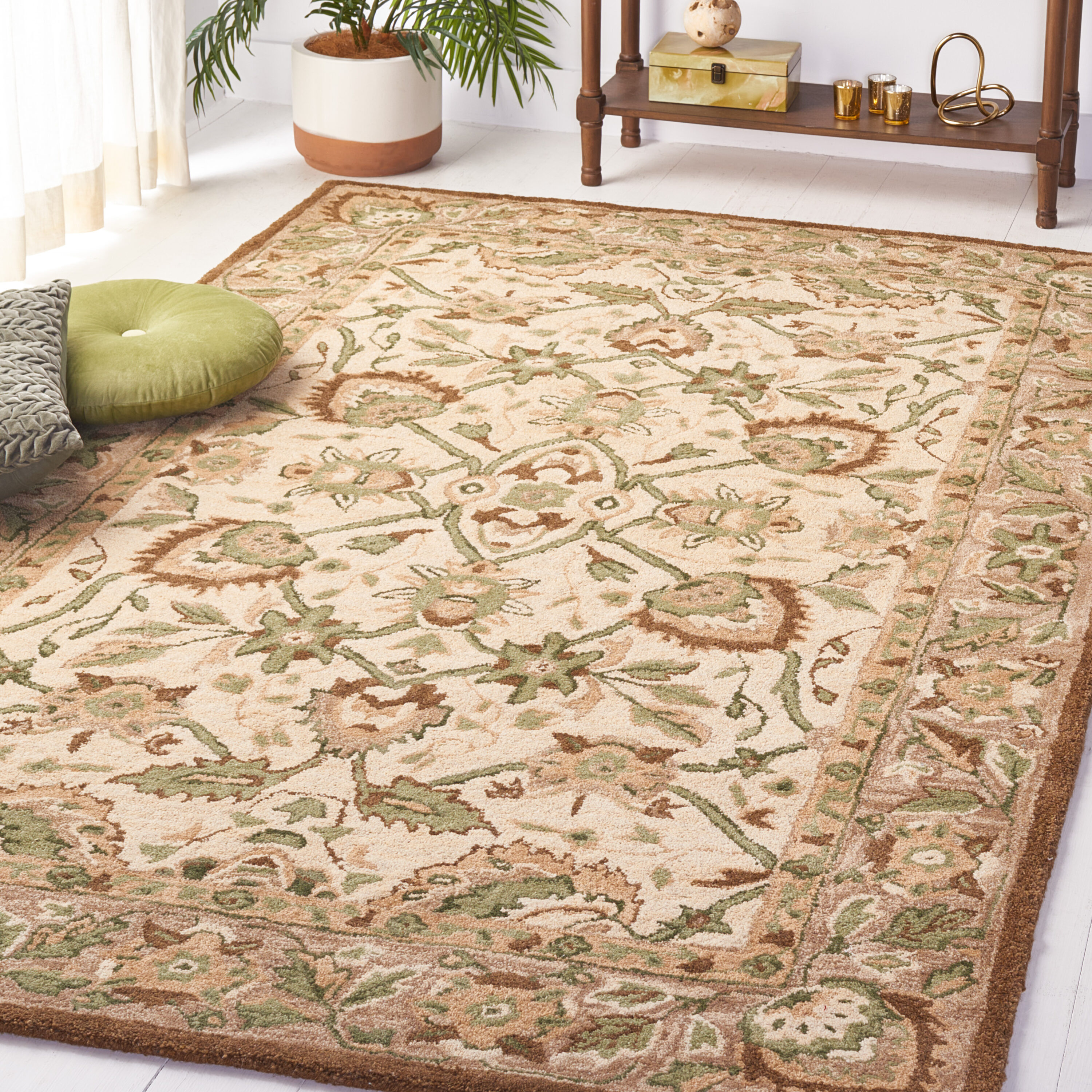  Antiquity 65 Ivory/Beige Traditional 4ft x 6ft Small Rectangle Rug