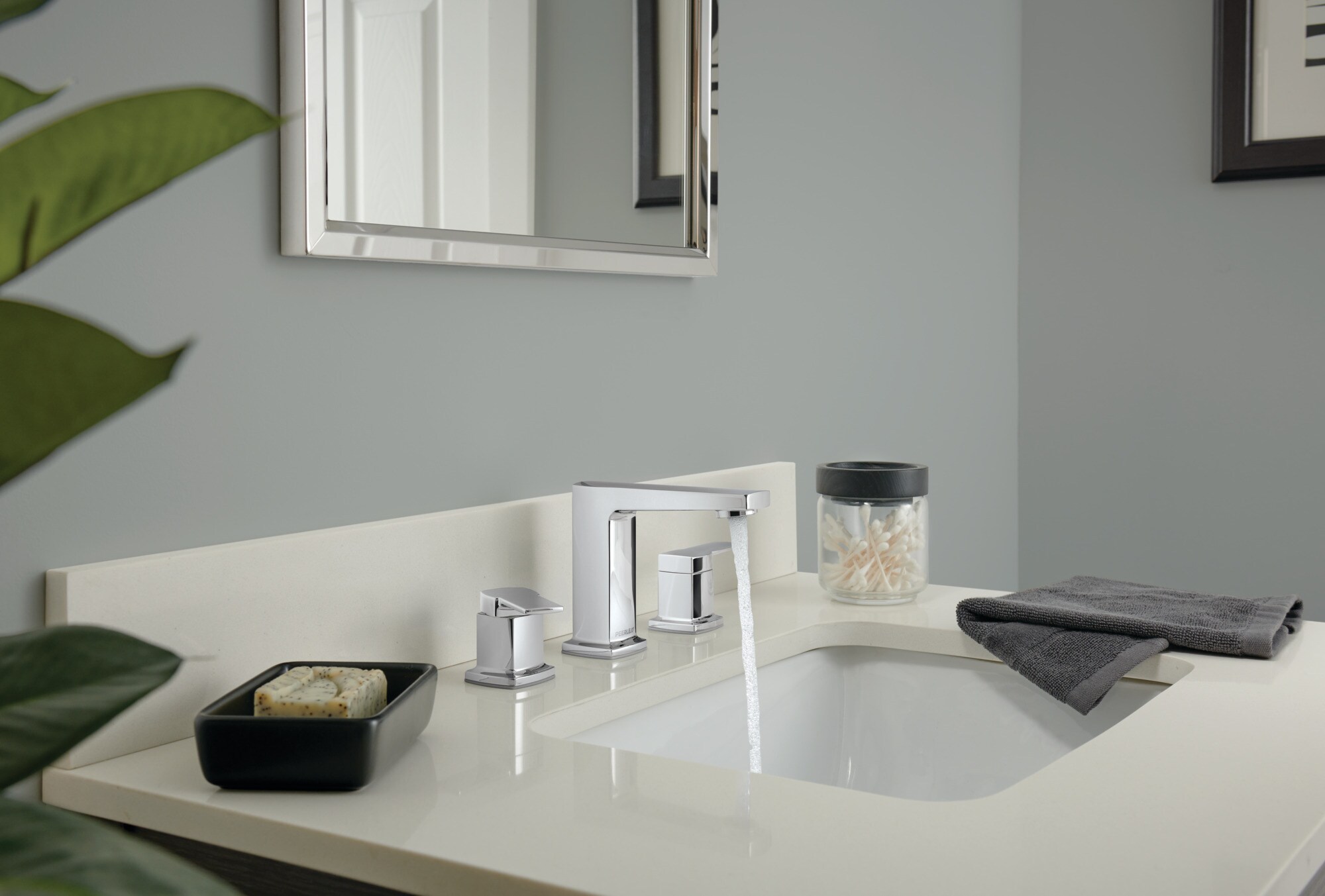 Peerless P3571LF Lavatory-Faucets - View #2