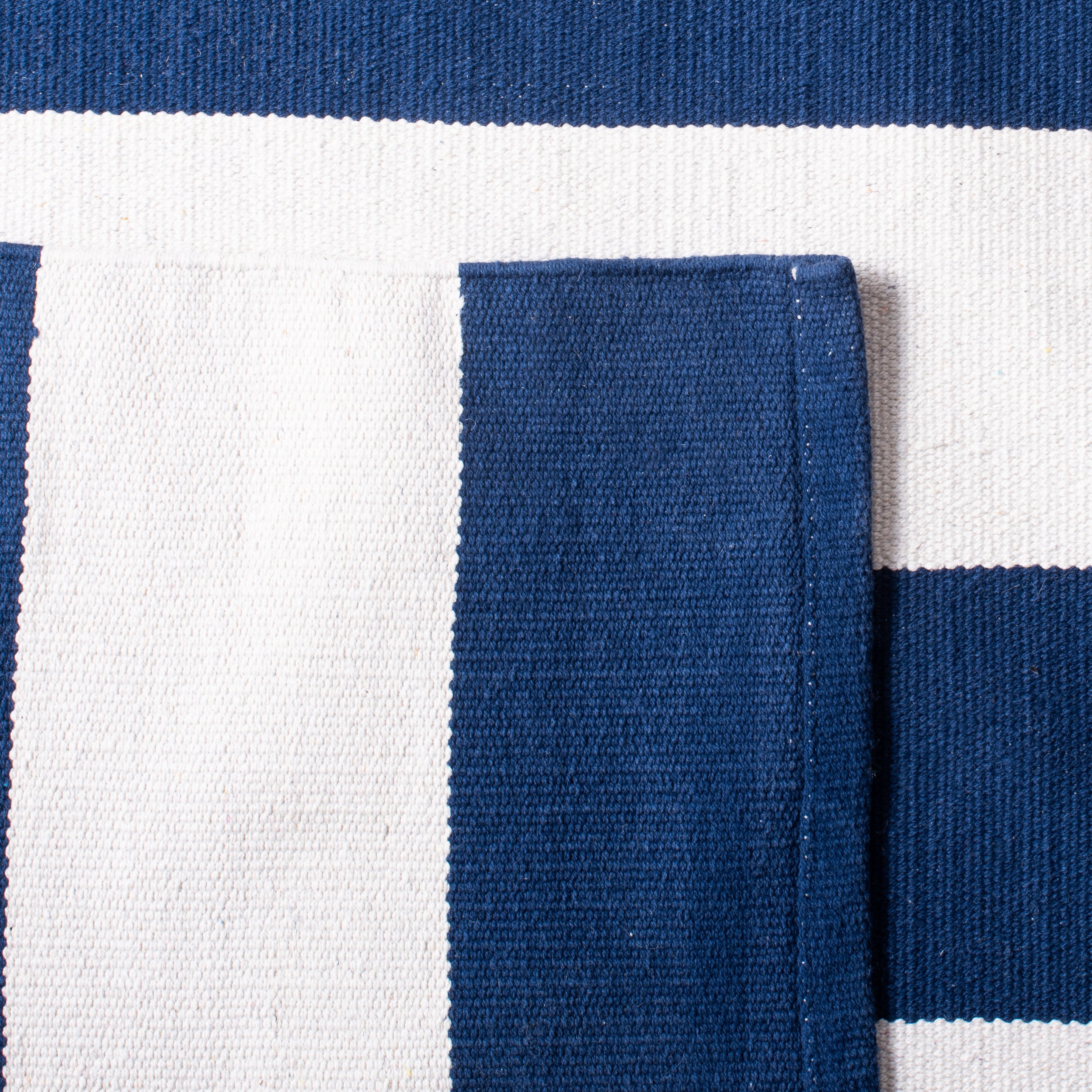 Safavieh MTK712H-25 rugs - View #2