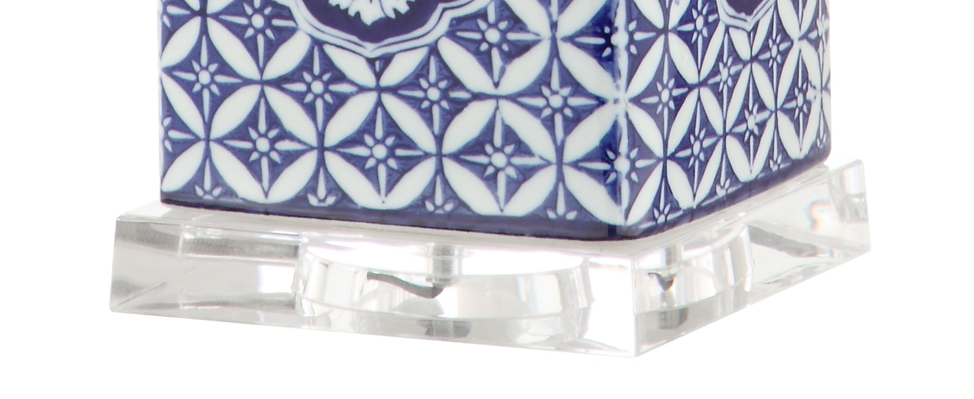 Chinoiserie Blue and White Ceramic 23" Table Lamp with Linen Shade