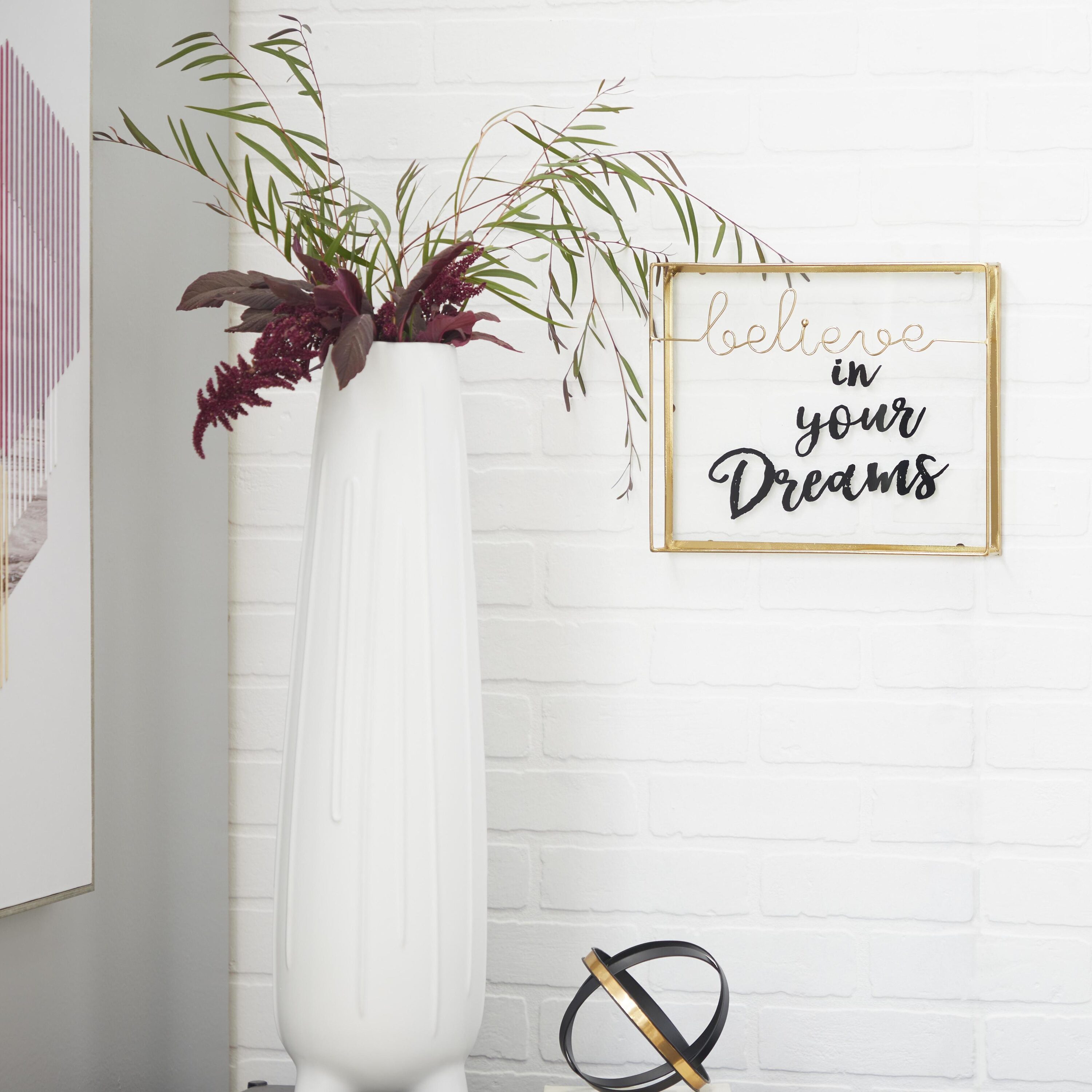 Grayson Lane 39716 Gold Iron Modern Decor set