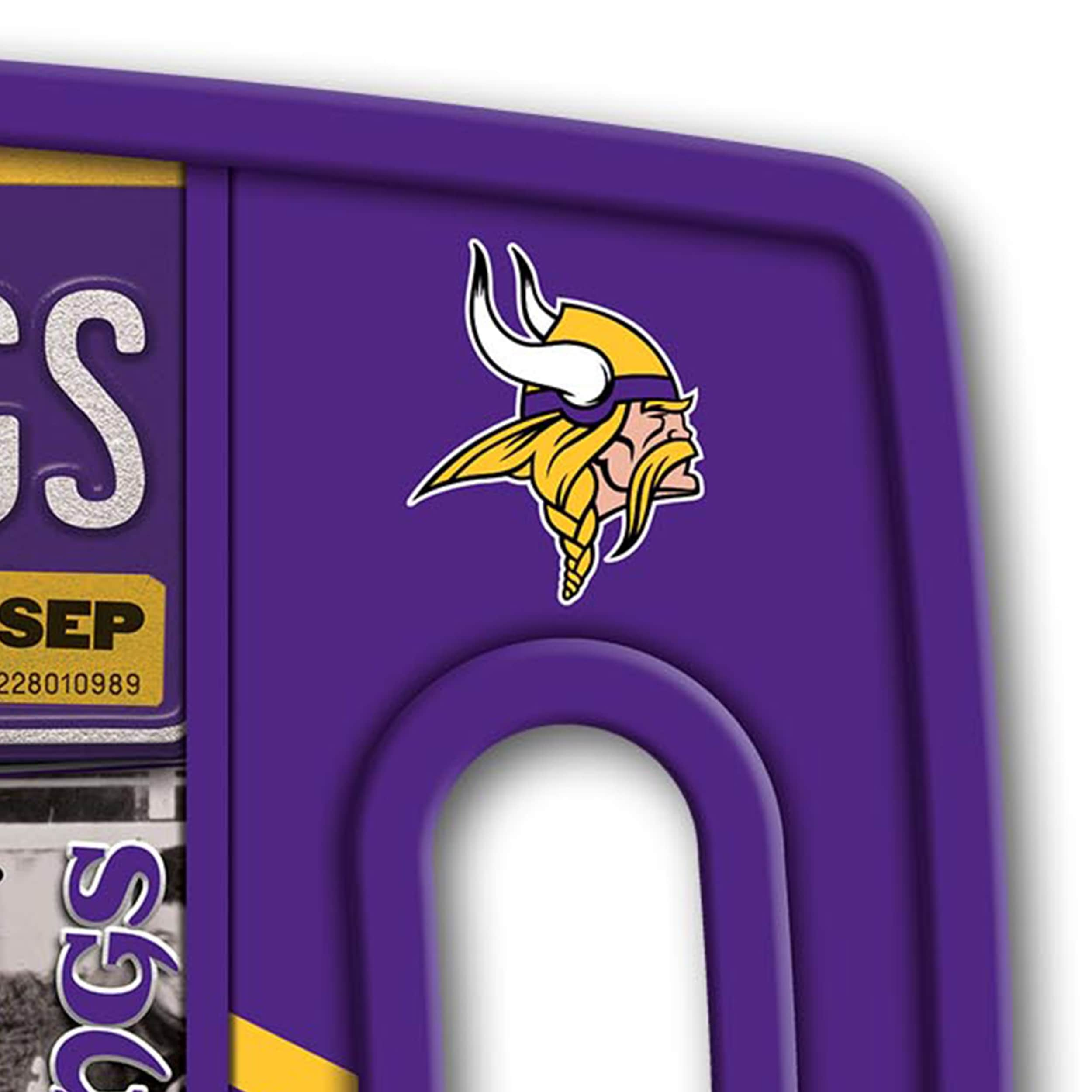 YouTheFan 2500126 NFL Minnesota Vikings Retro Series Cutting Board