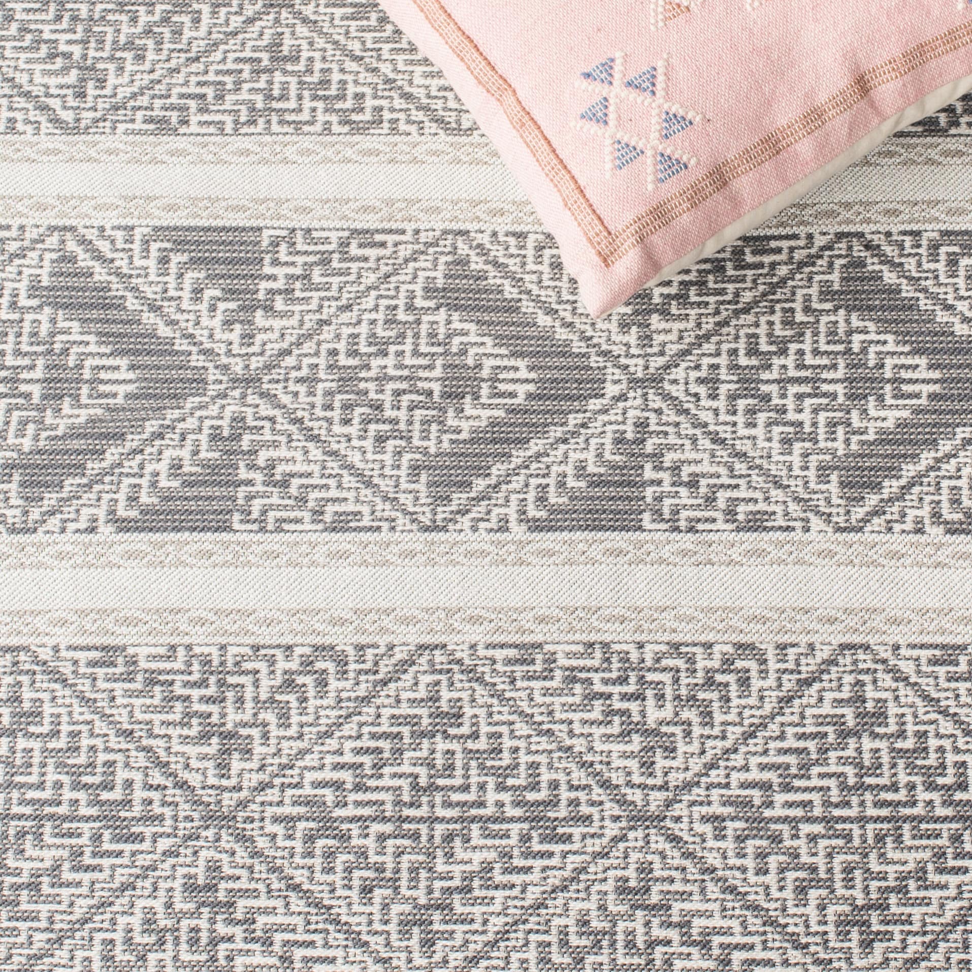 Safavieh CLV717F-5 rugs - View #8