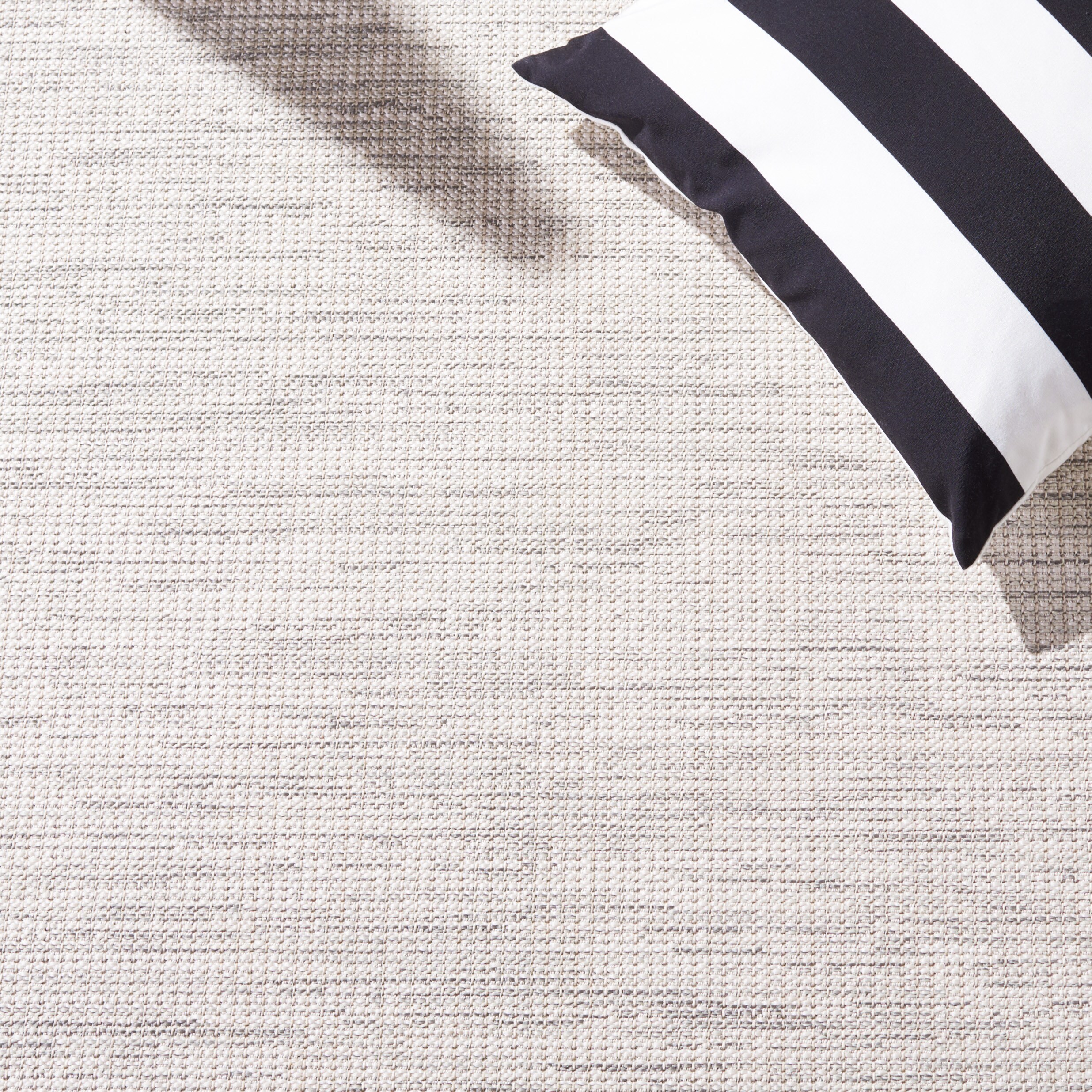 Safavieh HTN238A-7SQ rugs - View #5