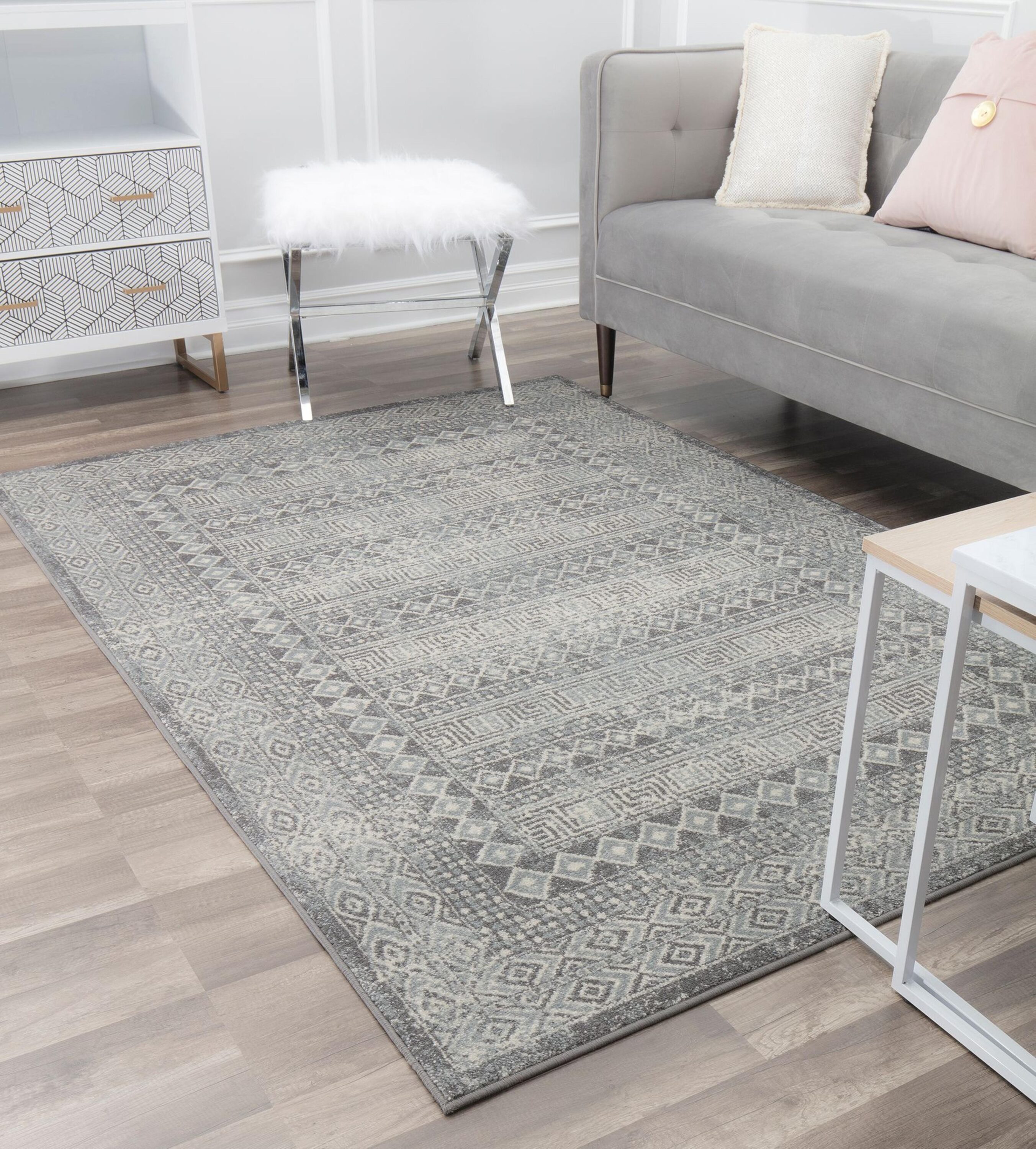Rugs America 28290 5 x 7 (ft) Area rug