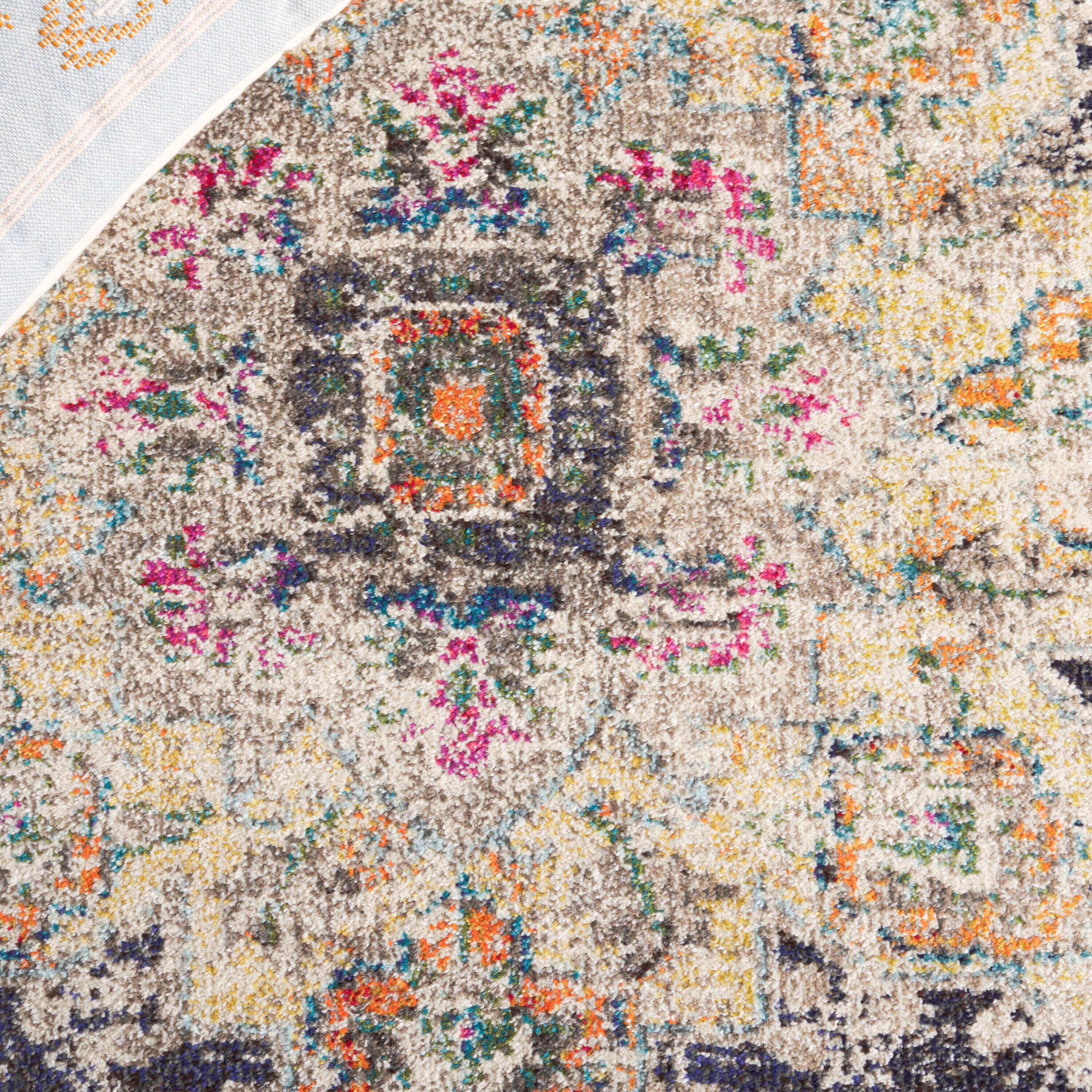Safavieh MAD473Z-8SQ rugs - View #4