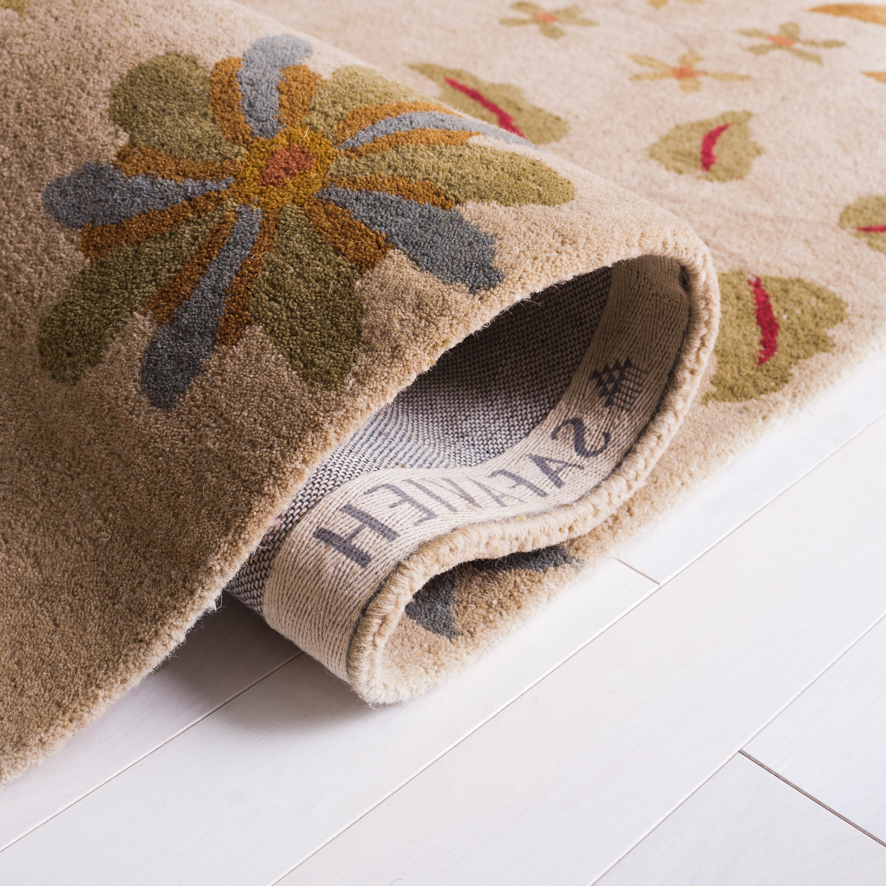 Ivory and Sage Floral Tufted Wool Area Rug, 6' x 9'