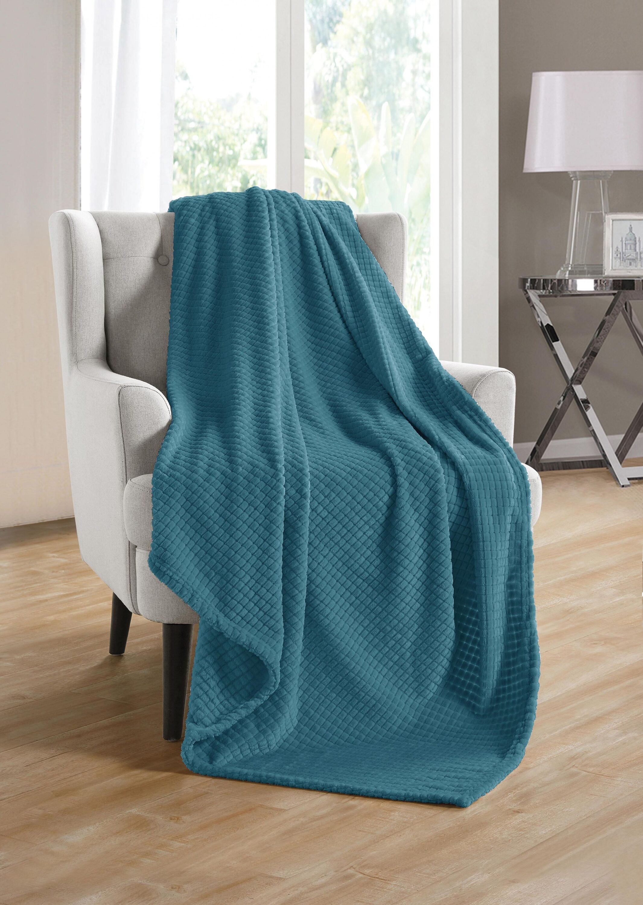 KATE AURORA Living Ultra Soft And Plush Tufted Hypoallergenic Fleece Throw Blanket Covers Teal