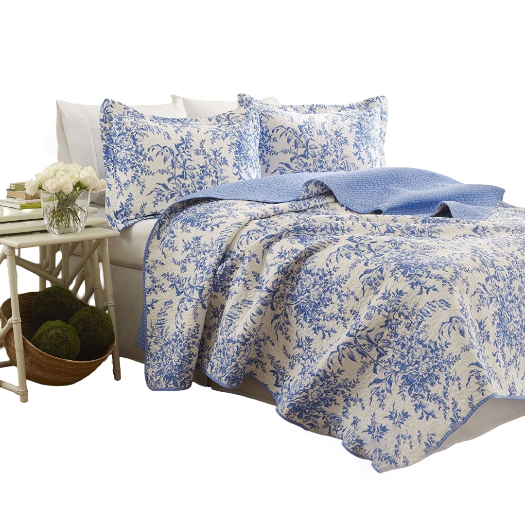 Slickblue King Blue Cotton Floral Leaves Quilt Bedspread Set Reversible Design with Shams for Bedroom Set