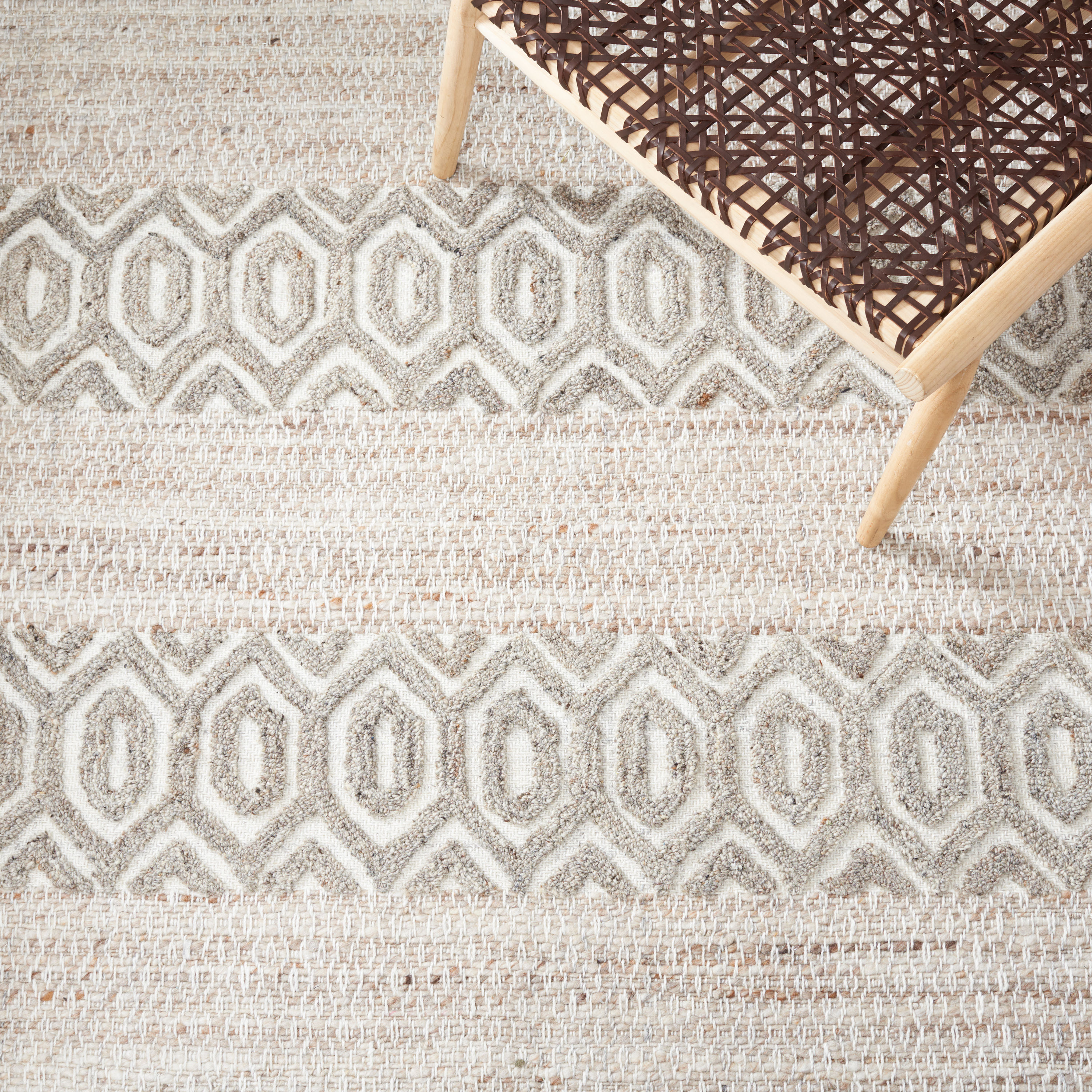 Safavieh NAT610B-5 rugs - View #7
