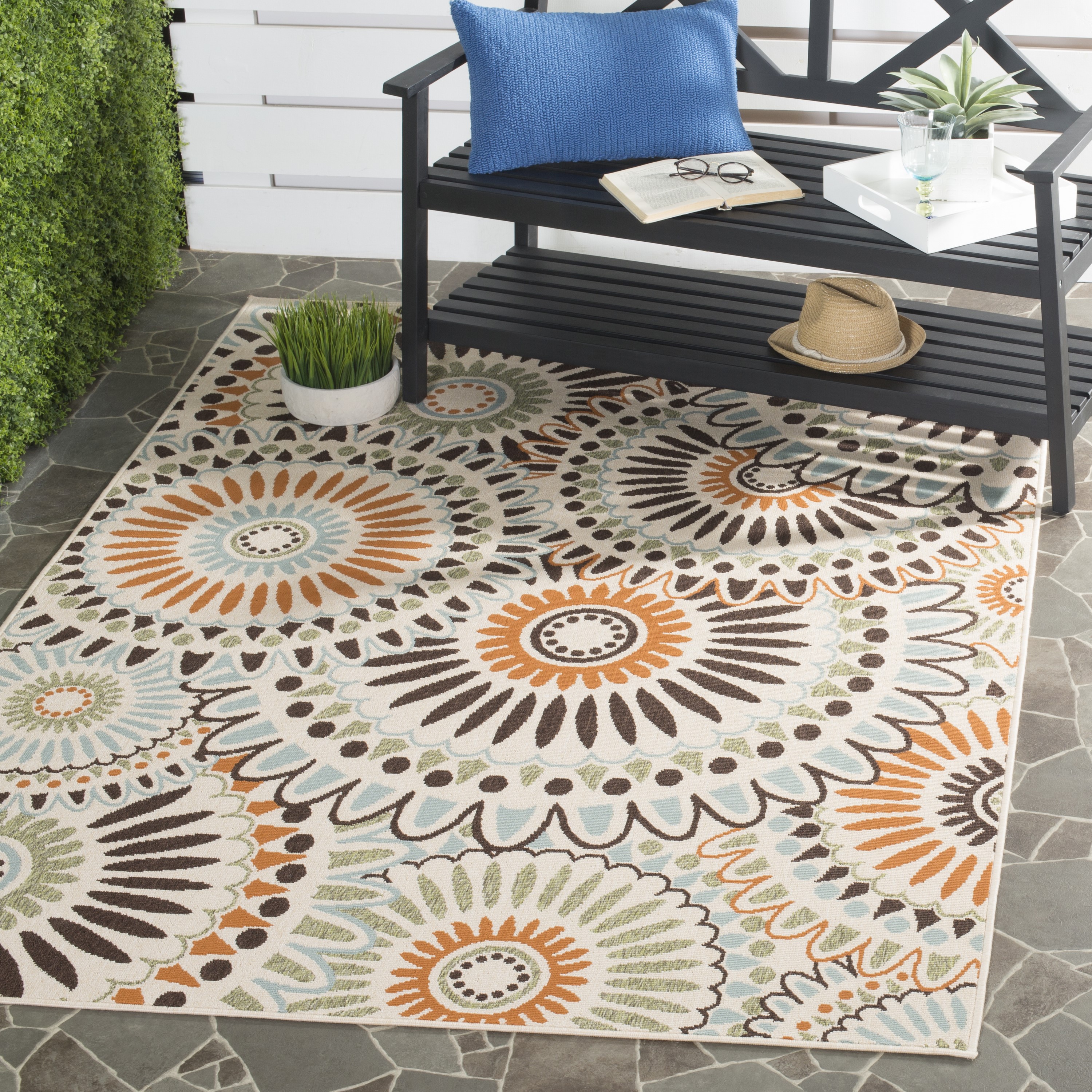 Safavieh VER091-0712-5SQ Veranda Sissy 5 x 5 (ft) Loomed Synthetic Cream/Chocolate Square Indoor/Outdoor Floral/Botanical Bohemian/Eclectic Area rug