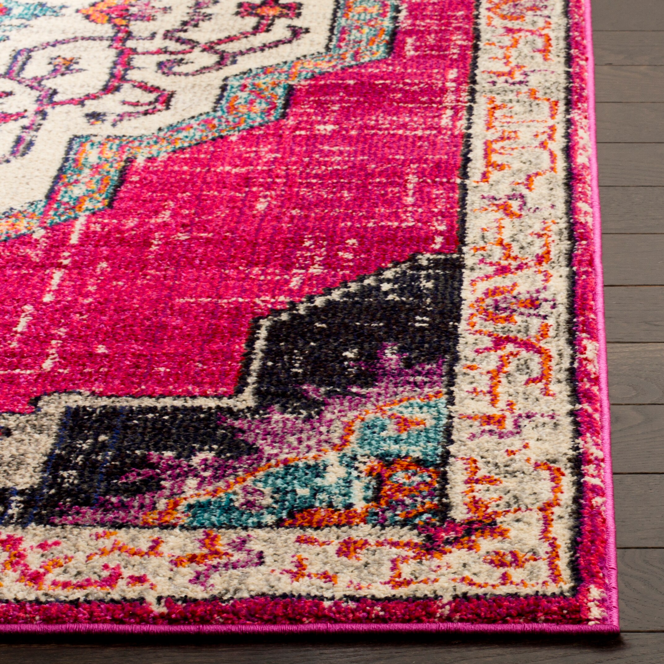 Safavieh MNC254D-5SQ rugs - View #3