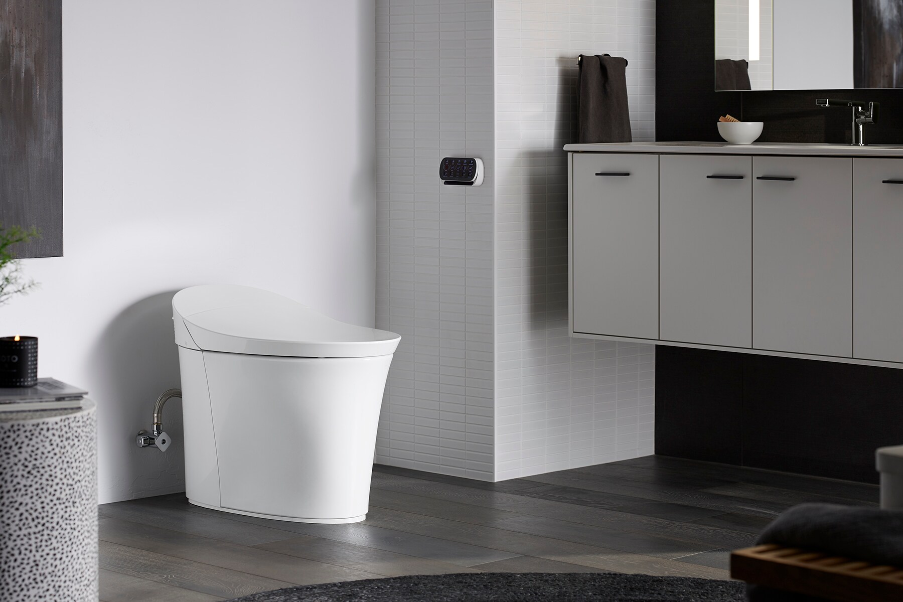 Elongated High-Efficiency Intelligent Toilet with Dual Flush and Heated Seat