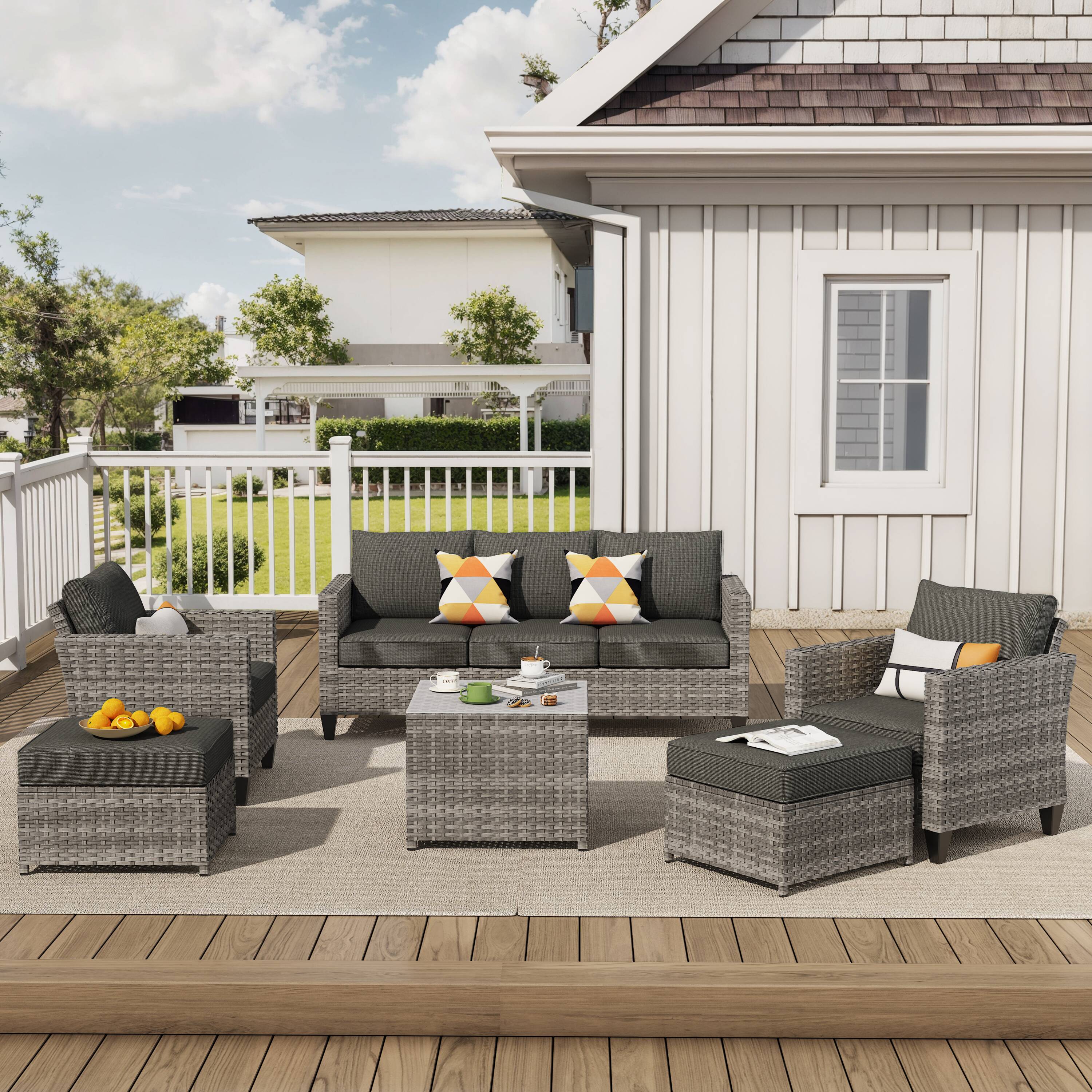 Pouuin SGRS104 4-Piece Patio Conversation Set with Black