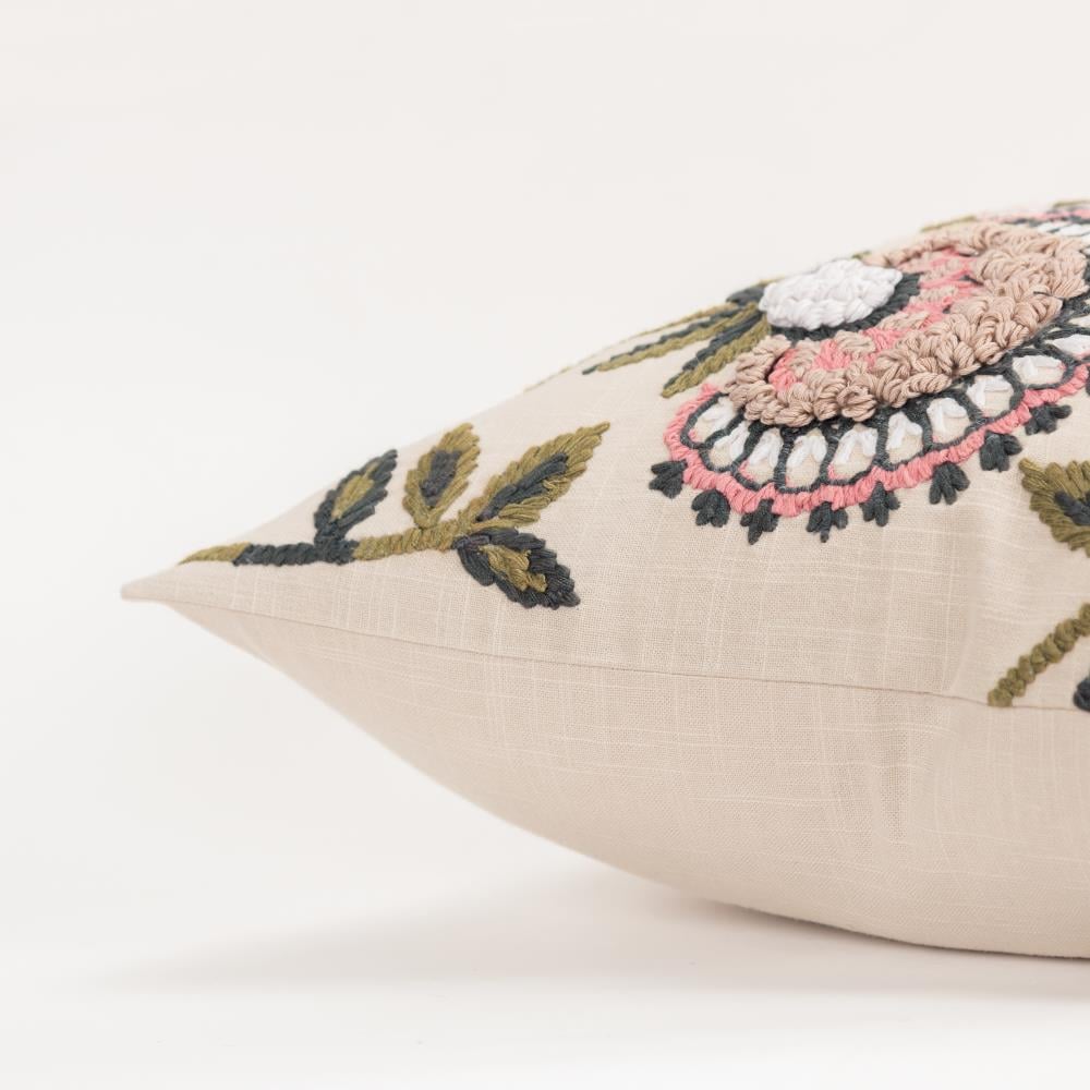 Rizzy Home T16219 Accent-Pillows - View #2