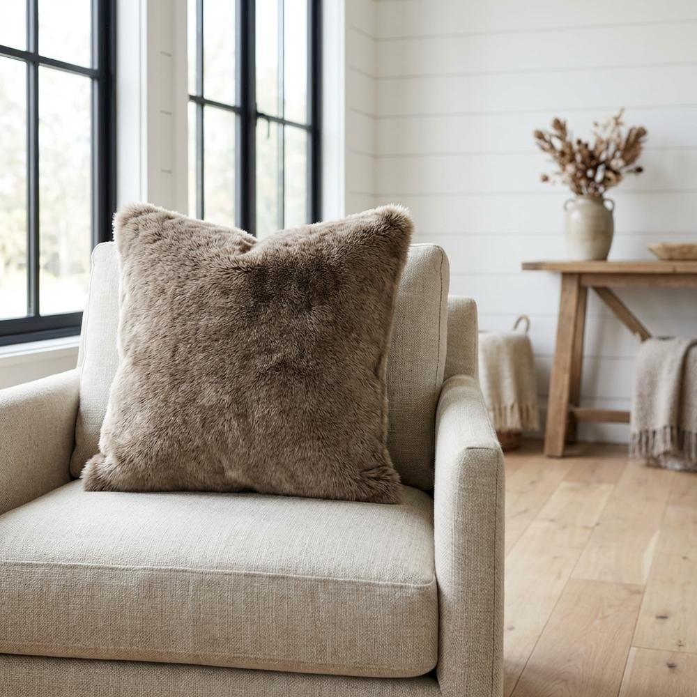 Michael Amini BCS-DP20-HOPKN-MSH Accent-Pillows - View #2