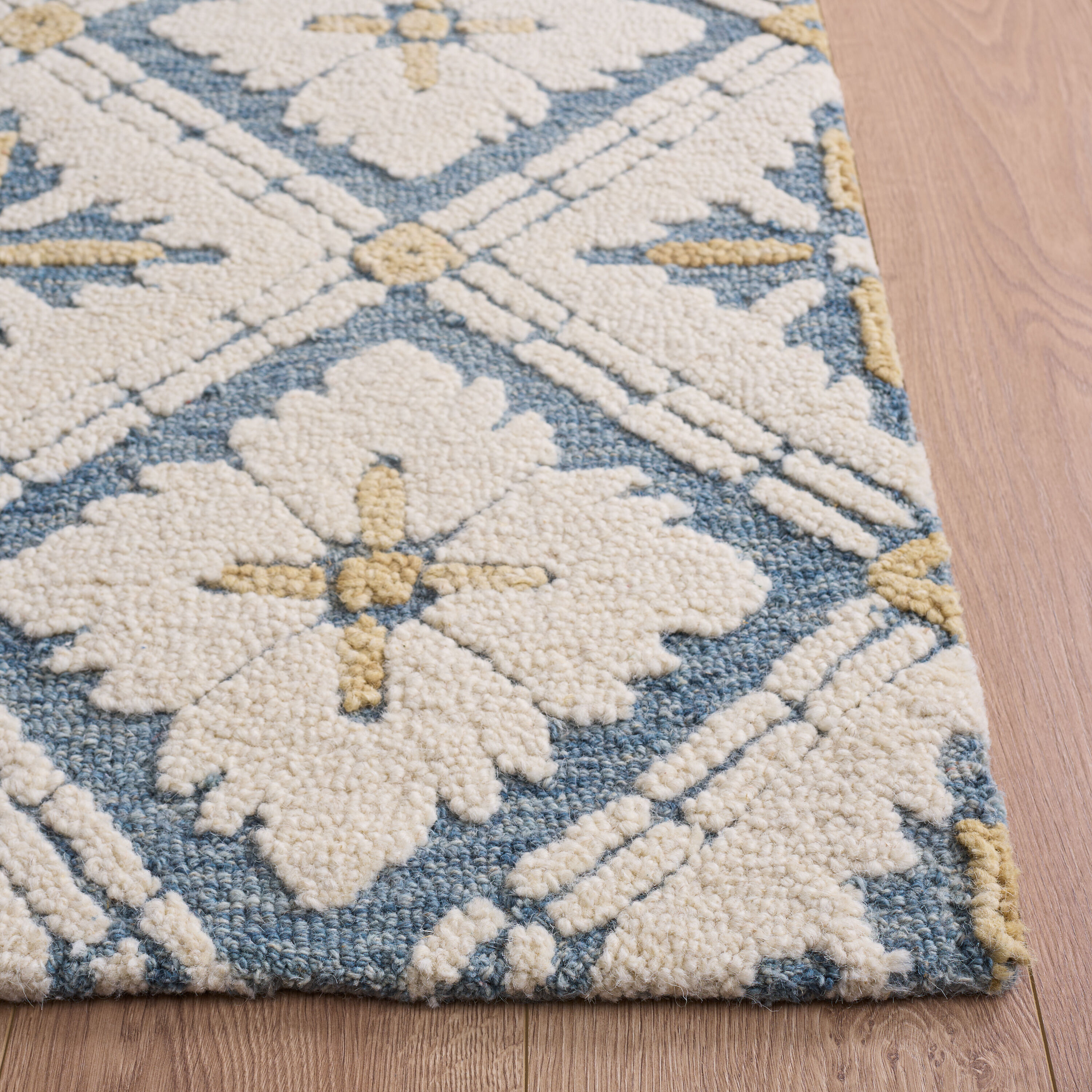 Safavieh MET395M-5 rugs - View #3