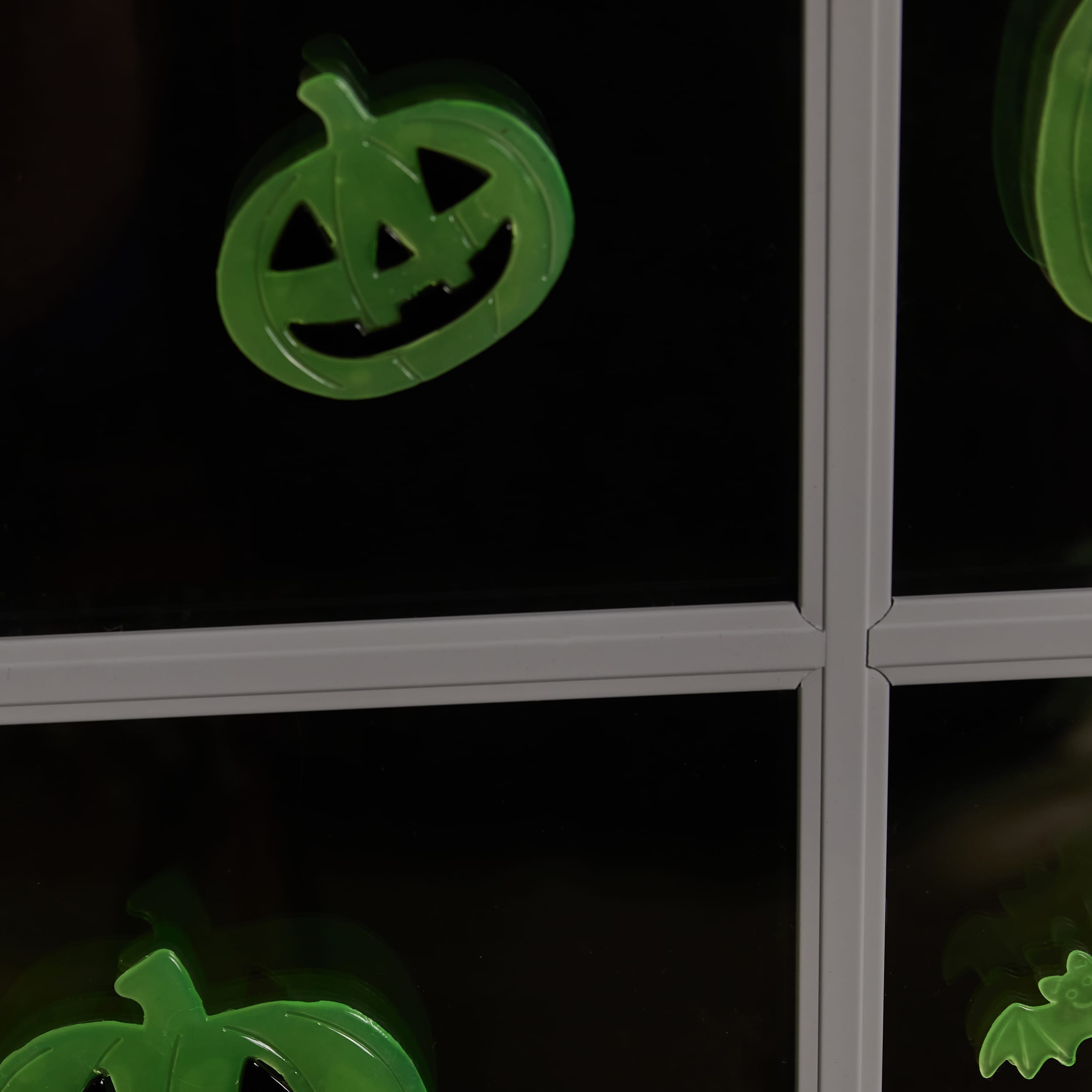 Haunted Living LW113-MXJE005C Table-Halloween-Decor - View #5