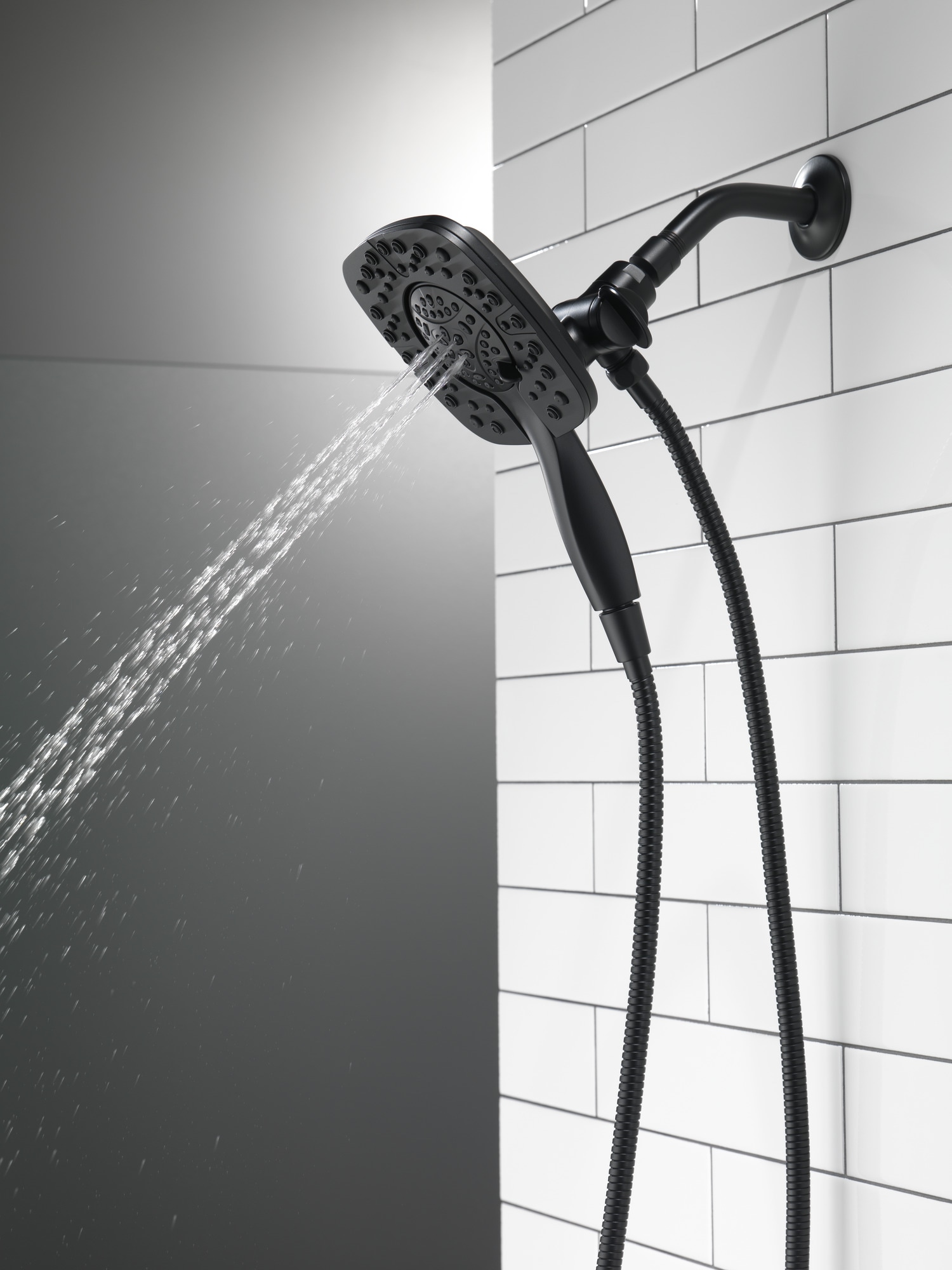 Delta In2ition Matte Black 6-in Square Dual/Combo Shower Head 1.7 GPM ...