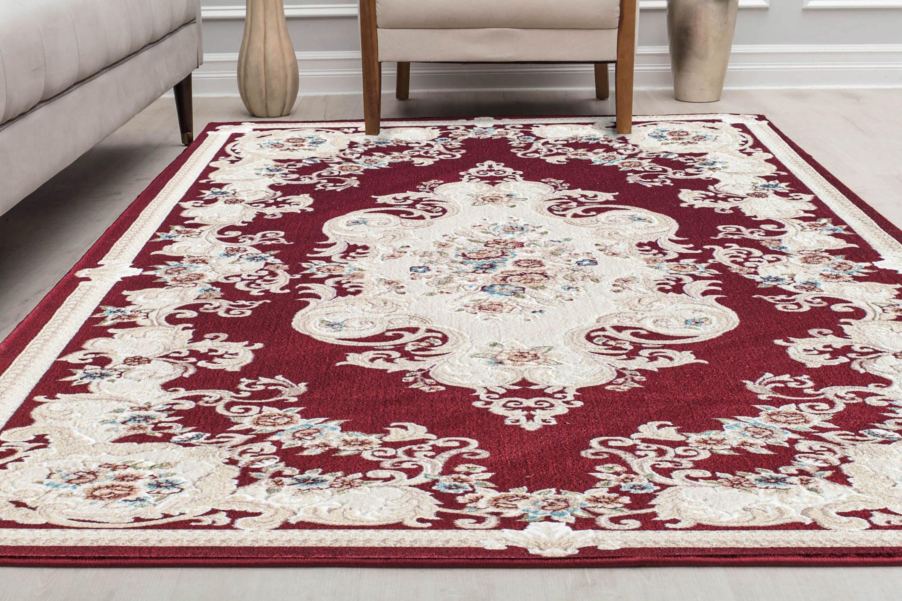 Classic Burgundy and White Synthetic Round Area Rug, 5' x 5'