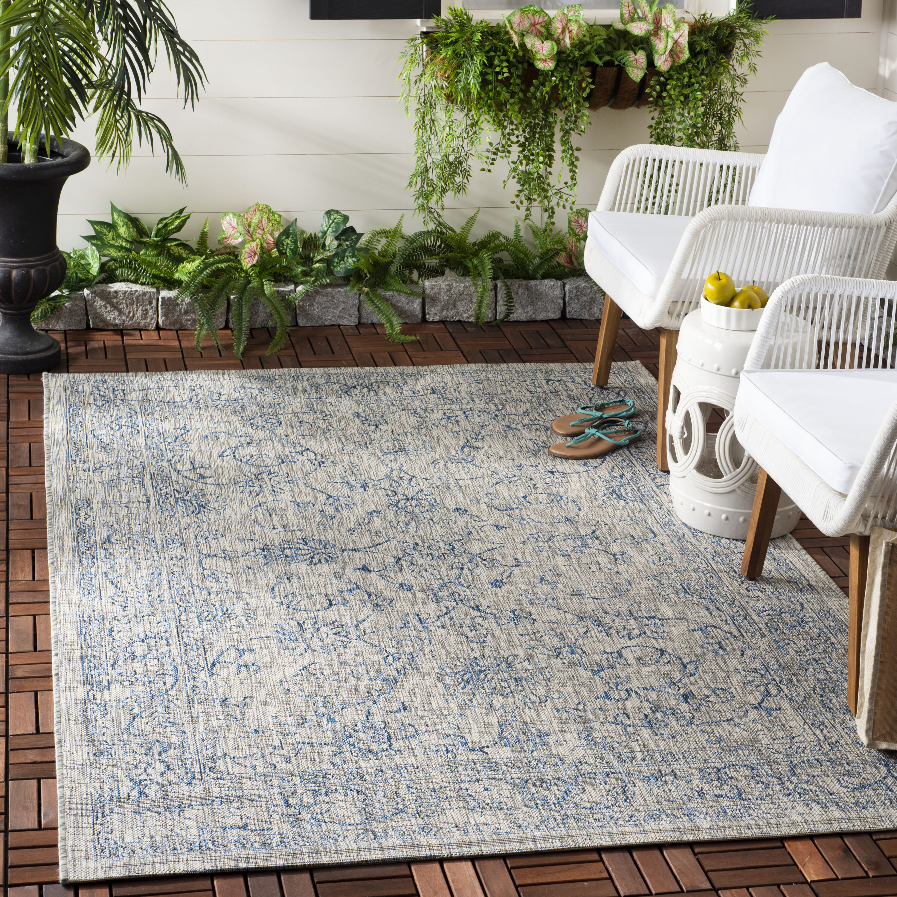 Safavieh CY8680-36812-2 Courtyard 2 x 4 (ft) Loomed Synthetic Gray/Navy Rectangular Indoor/Outdoor Floral Tropical Area rug
