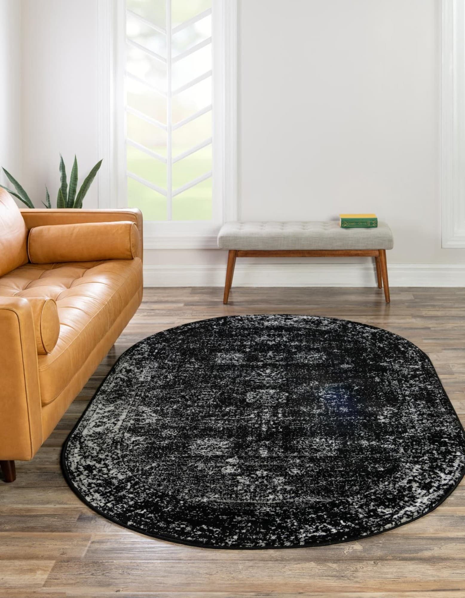 Unique Loom 3193477 Sofia 8 x 10 (ft) Loomed Polypropylene Black Oval Indoor Floral Bohemian/Eclectic Area rug